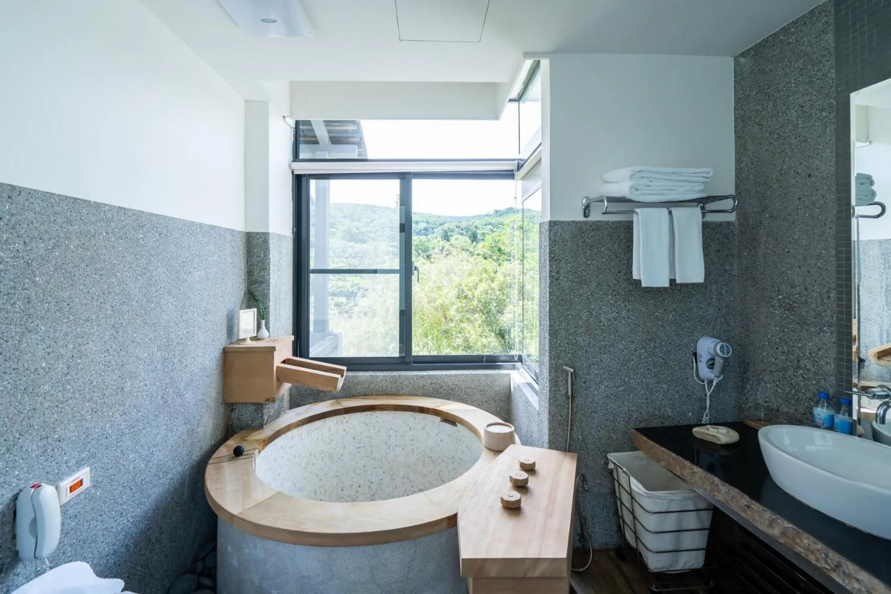 Bathroom in Mudanwan Villa