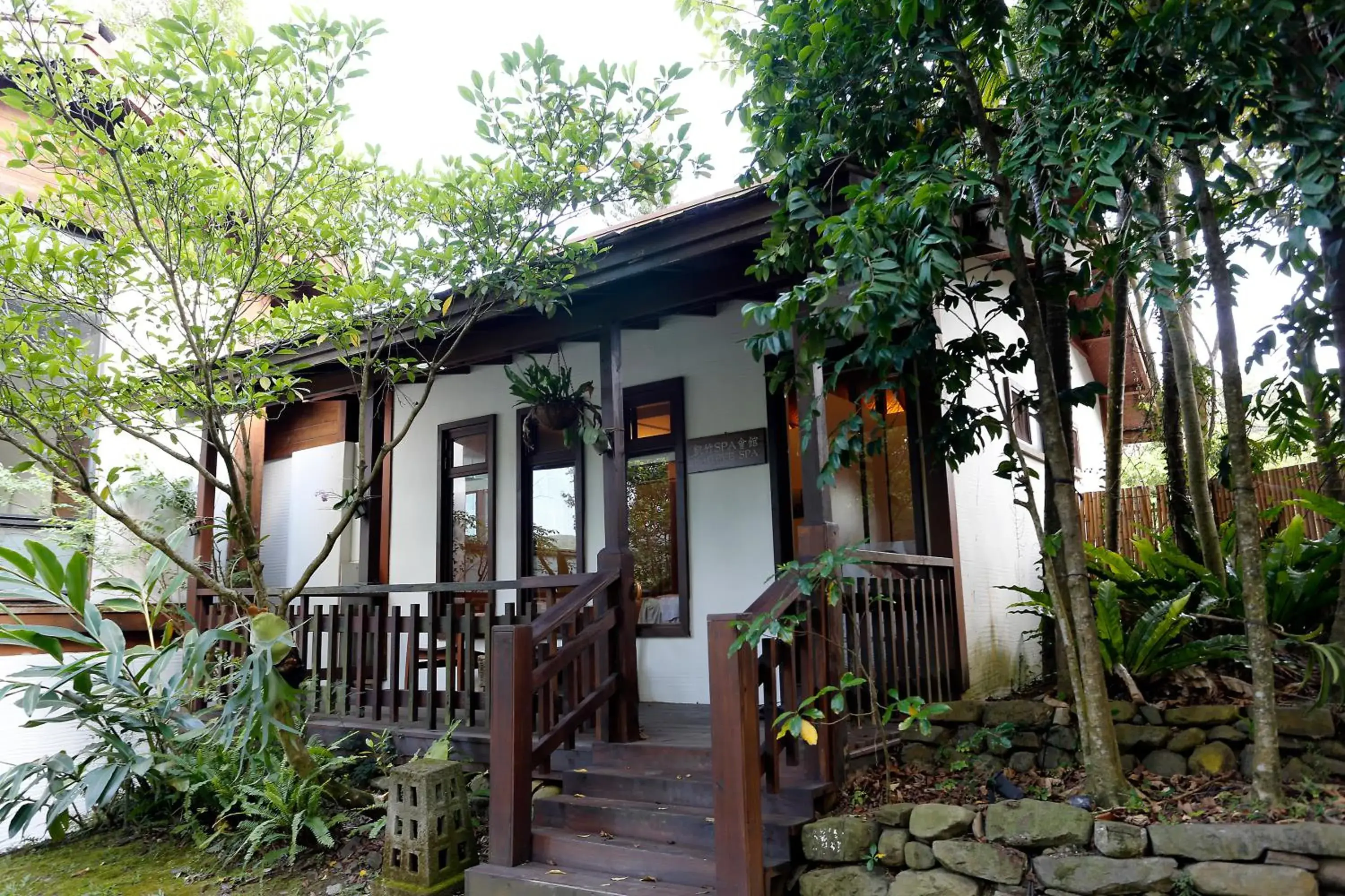 Property building in Mudanwan Villa Property building in Mudanwan Villa