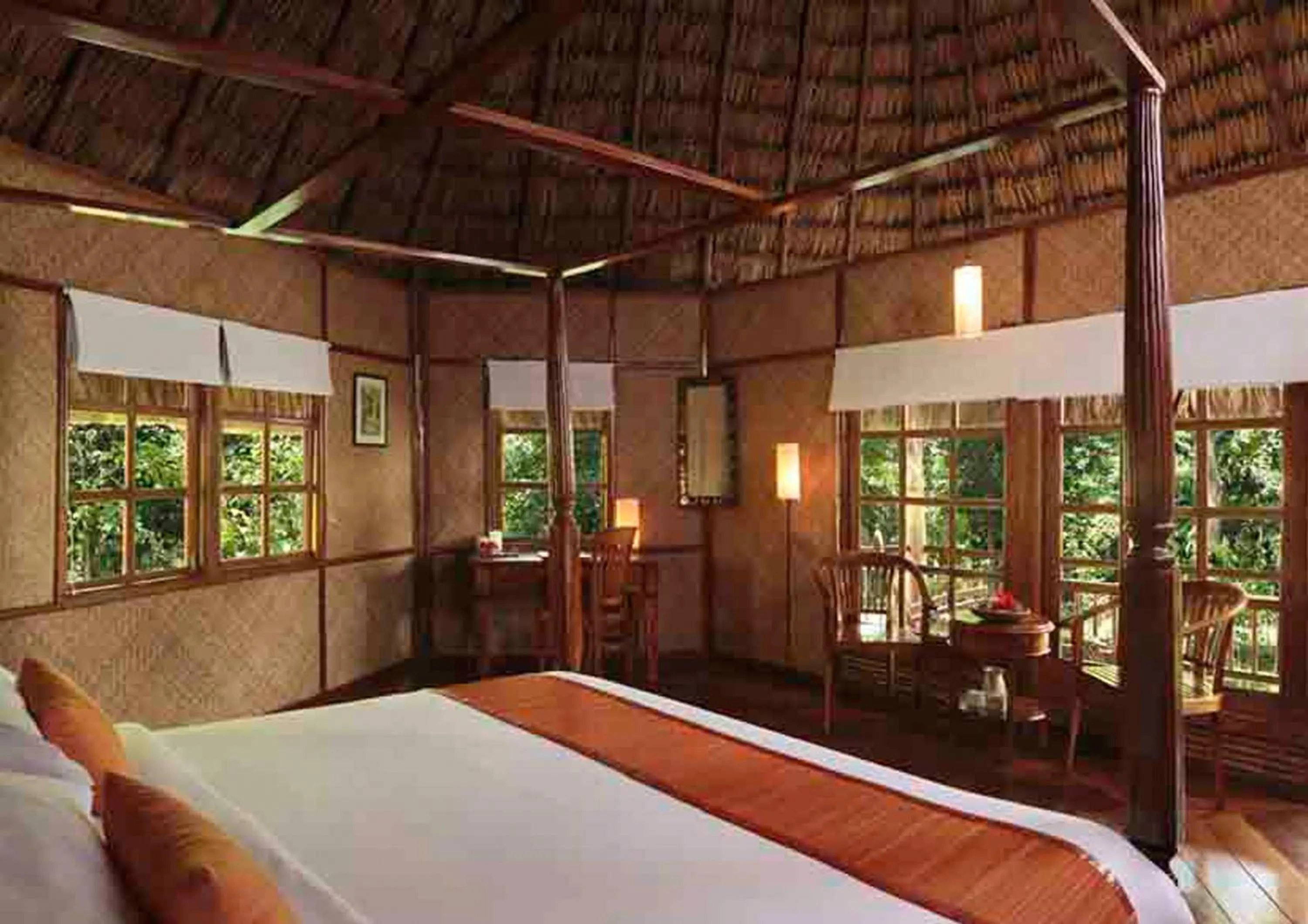 Living room, Bed in The Barefoot At Havelock