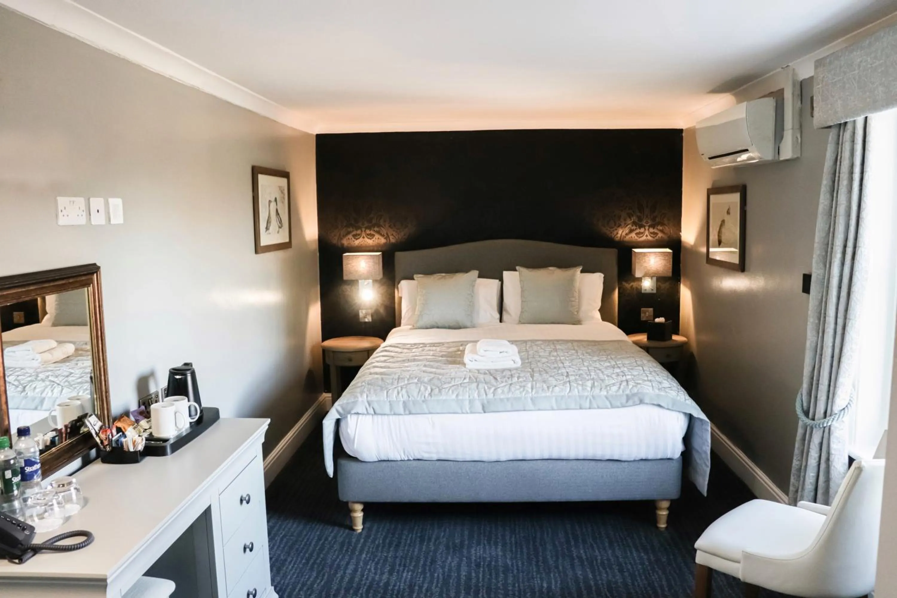 Bedroom, Bed in Thames Riviera Hotel, Sure Hotel Collection by Best Western