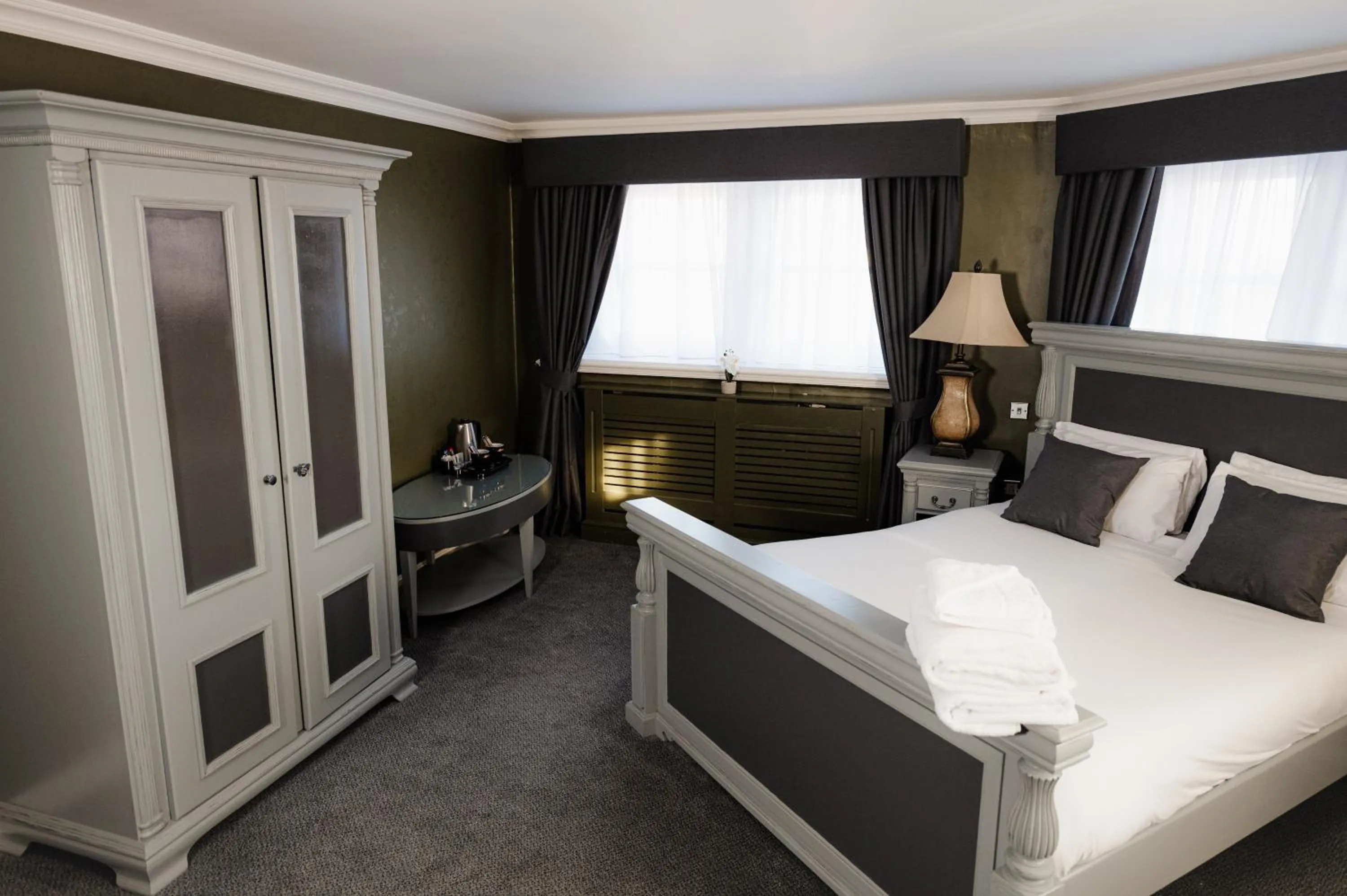 Bedroom, Bed in The Sir Thomas Hotel