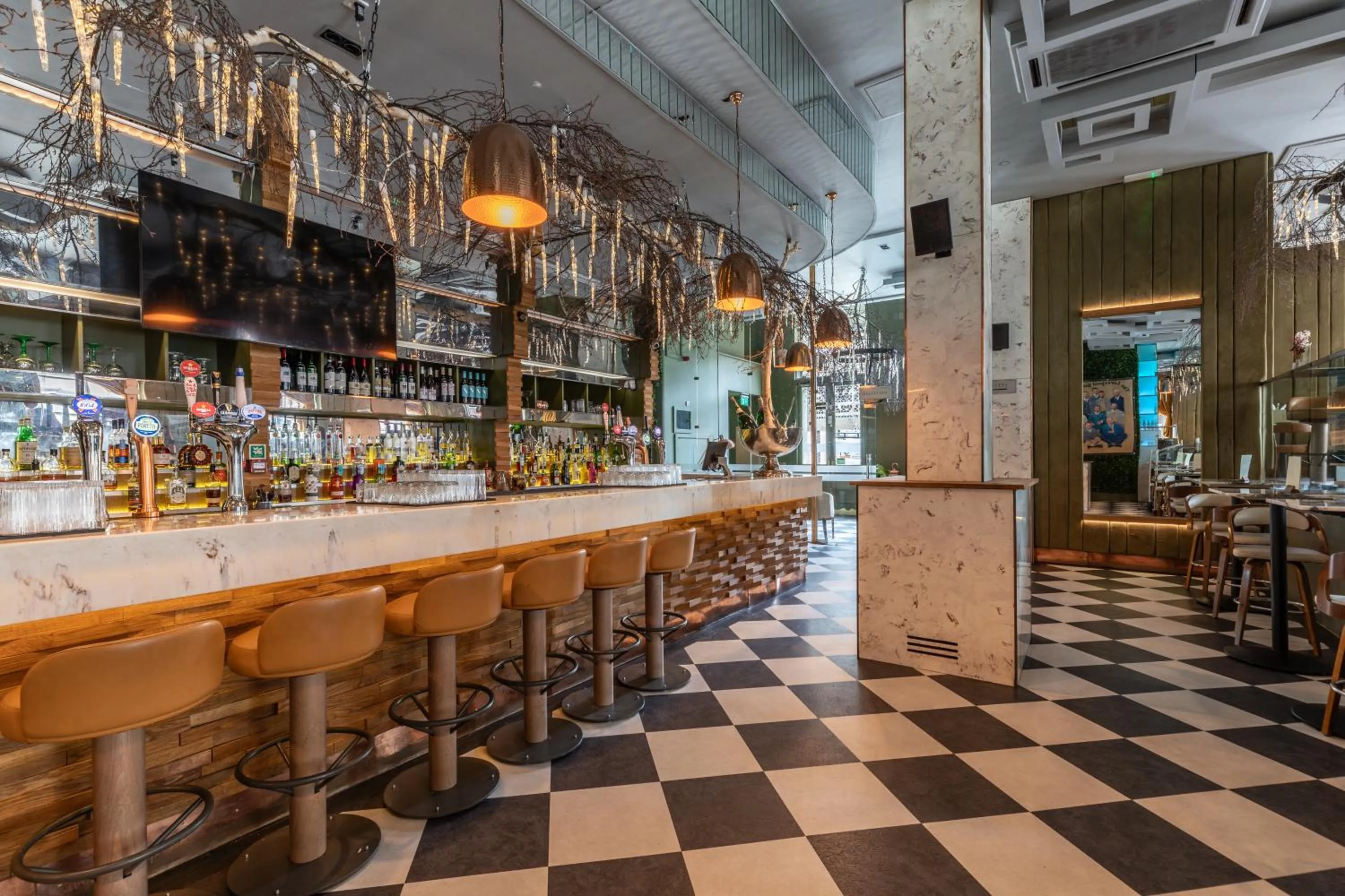 Lounge or bar in The Sir Thomas Hotel