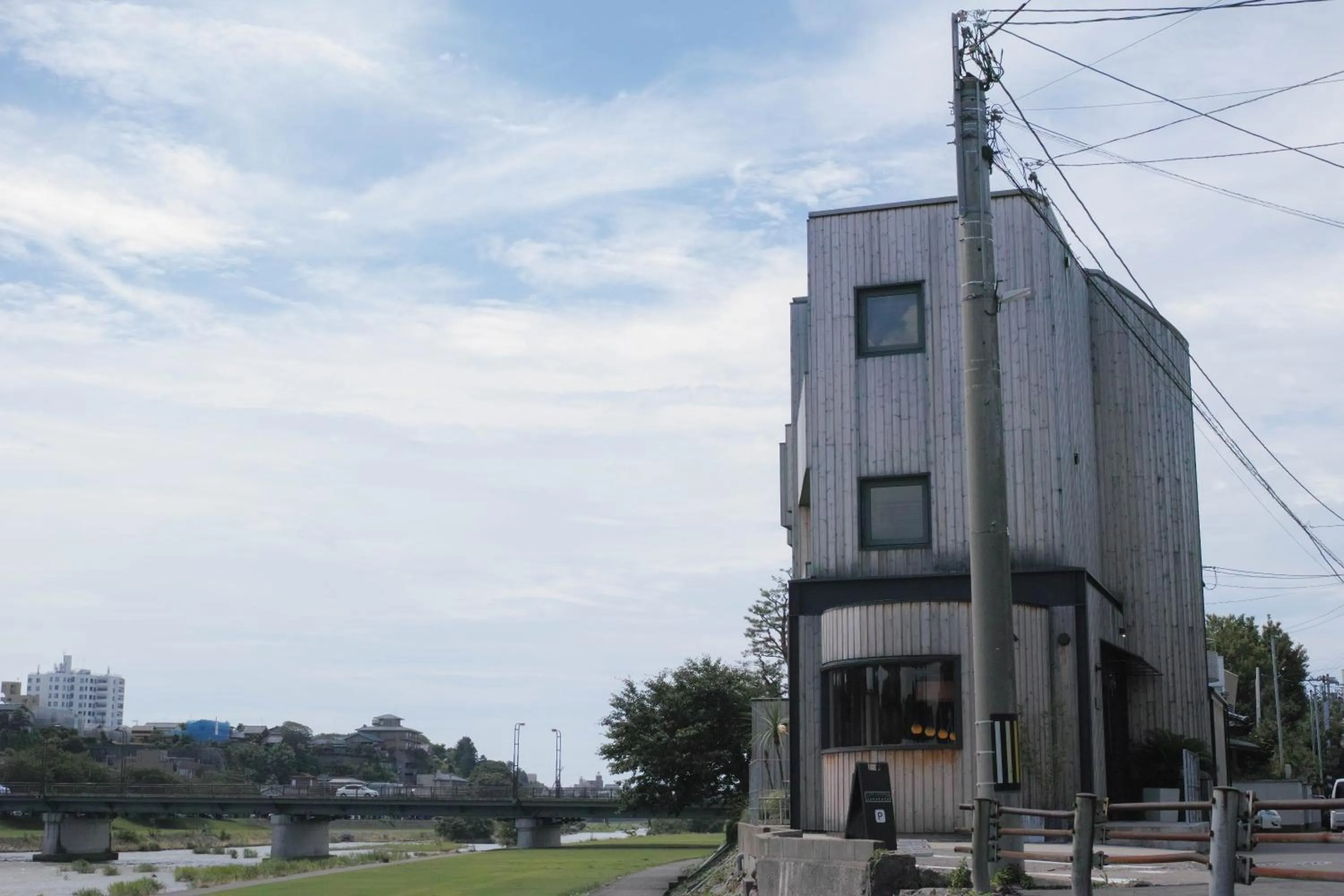 Facade/entrance in sararaso