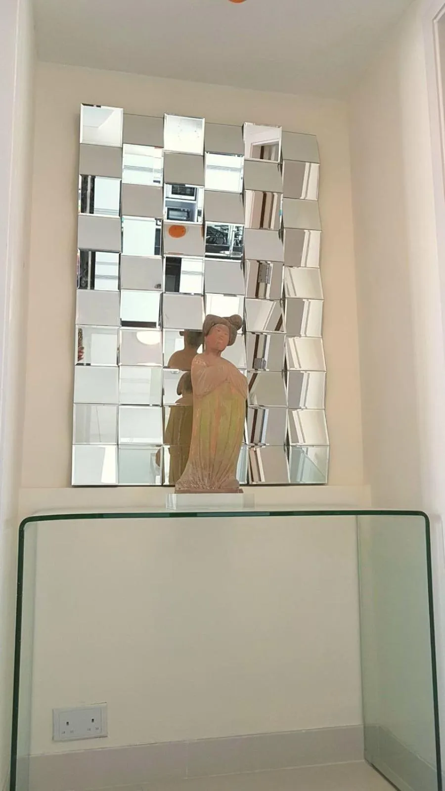 Decorative detail in IW Hotel