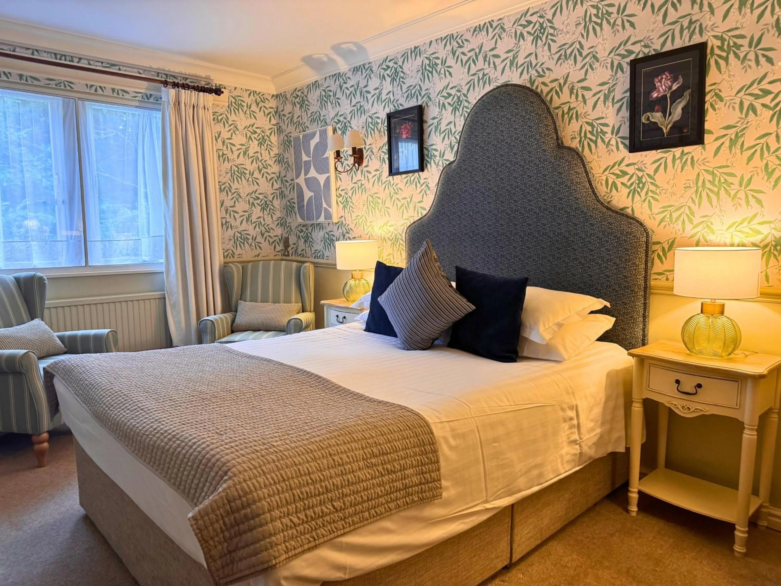 Bed in Holdsworth House Hotel