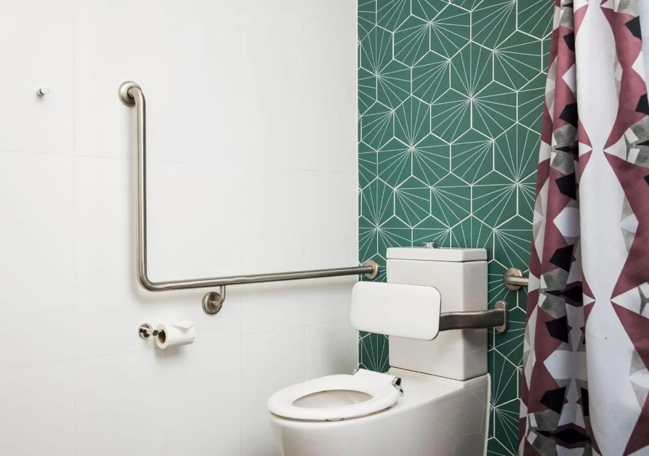 Bathroom in Citadines Connect Sydney Airport