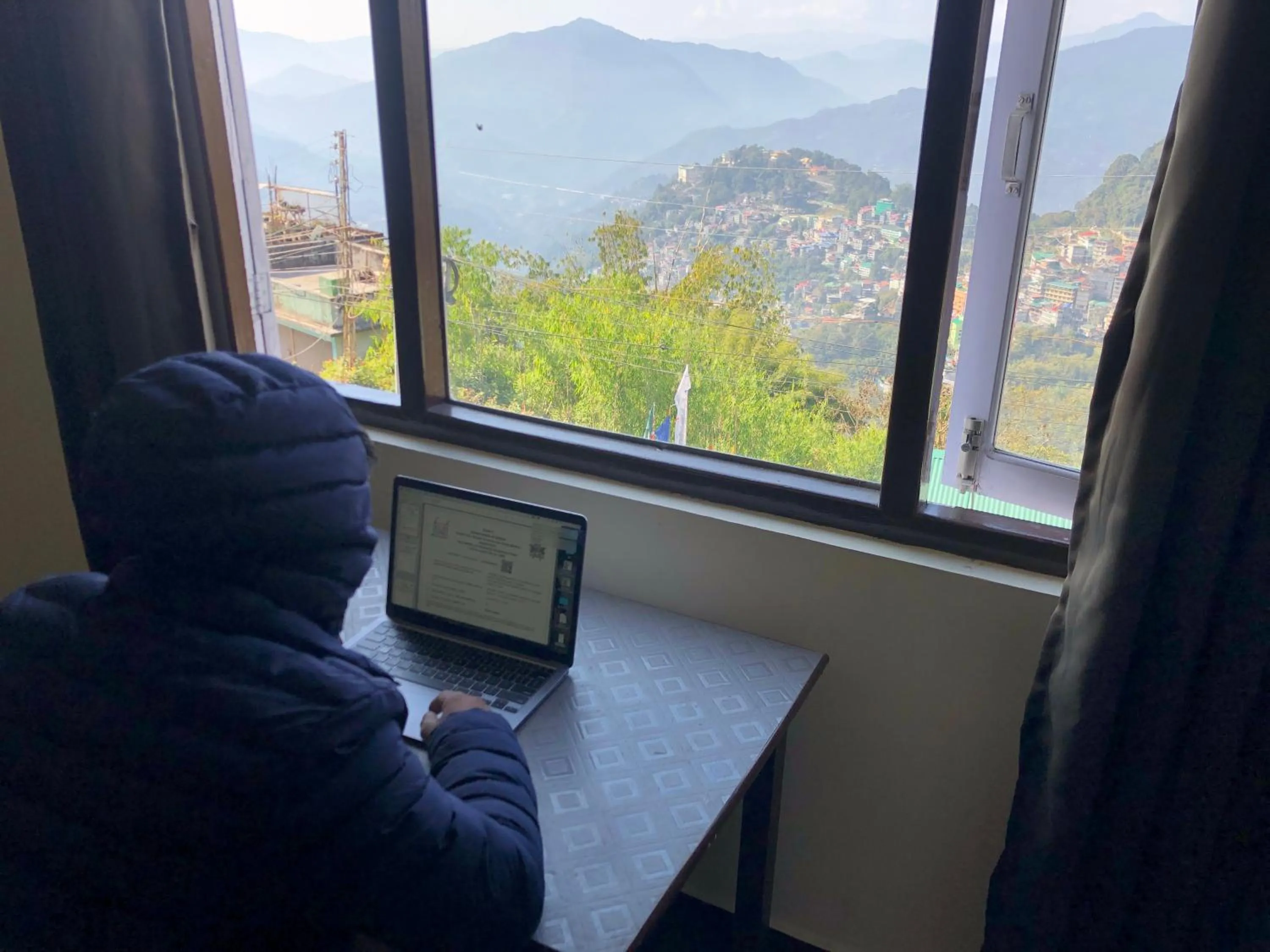 Mountain view in The Griffon's Nest