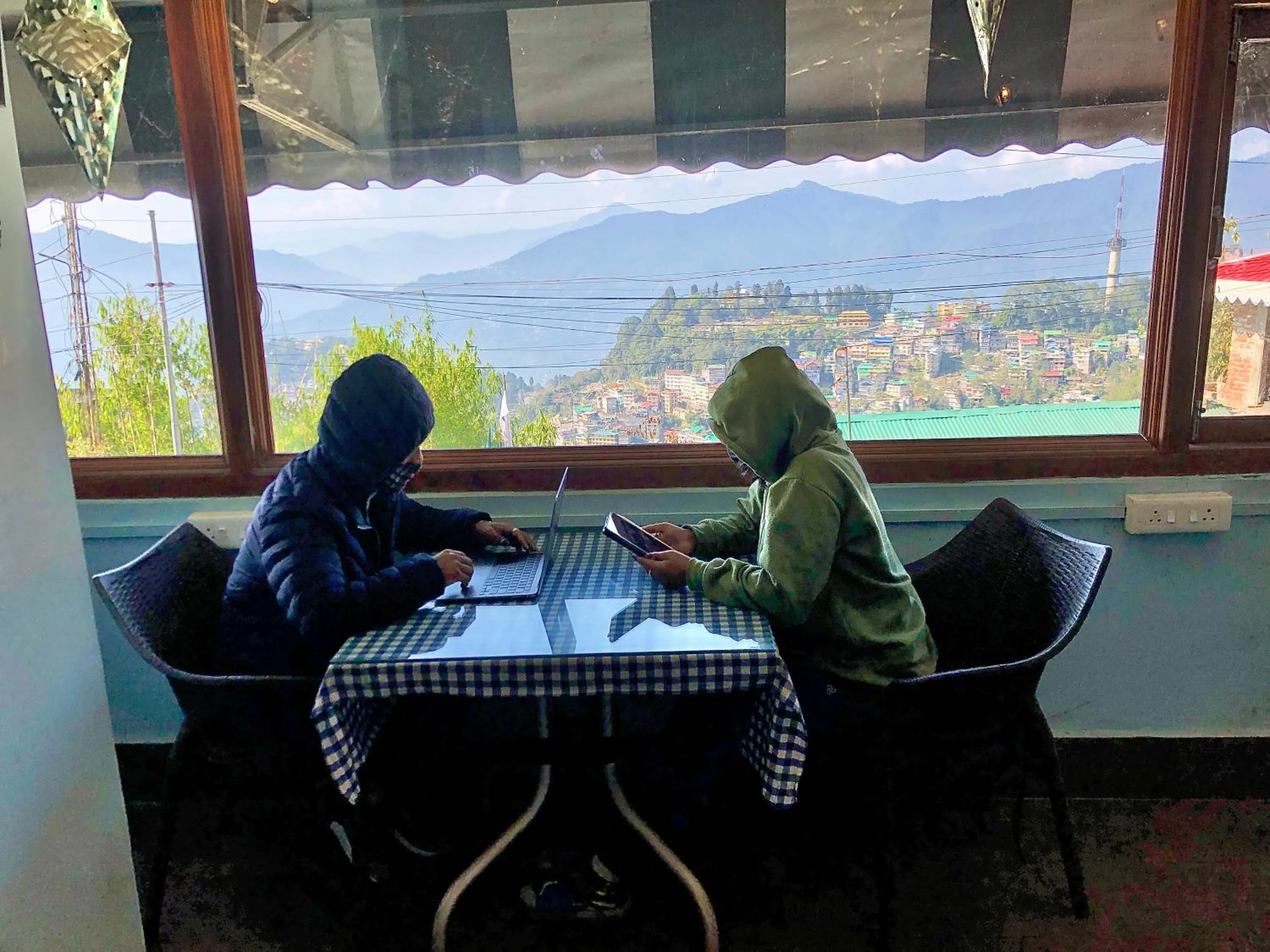 Dining area in The Griffon's Nest
