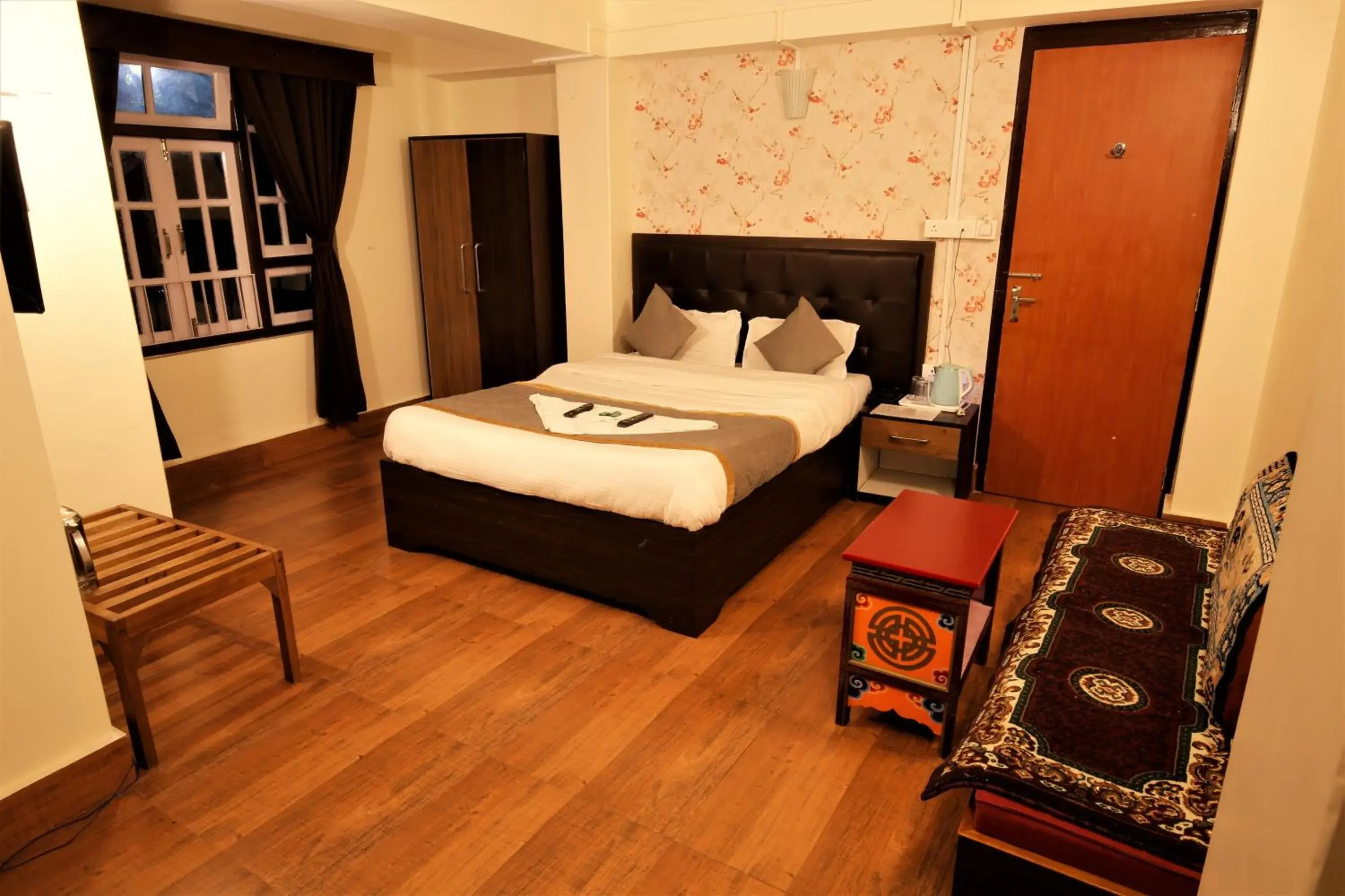 Bedroom, Bed in The Griffon's Nest Bedroom, Bed in The Griffon's Nest