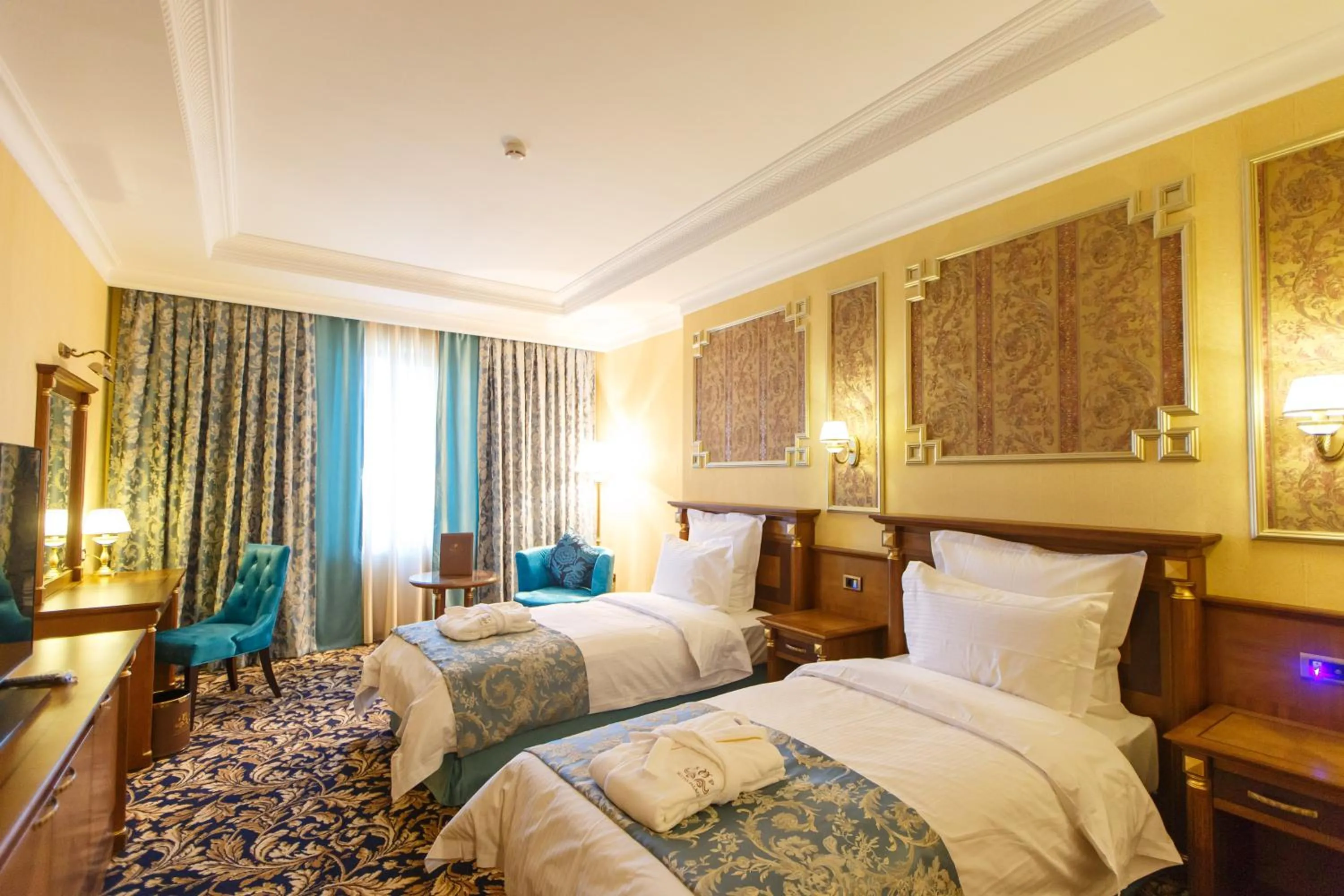 Bed in Sultan Palace Hotel