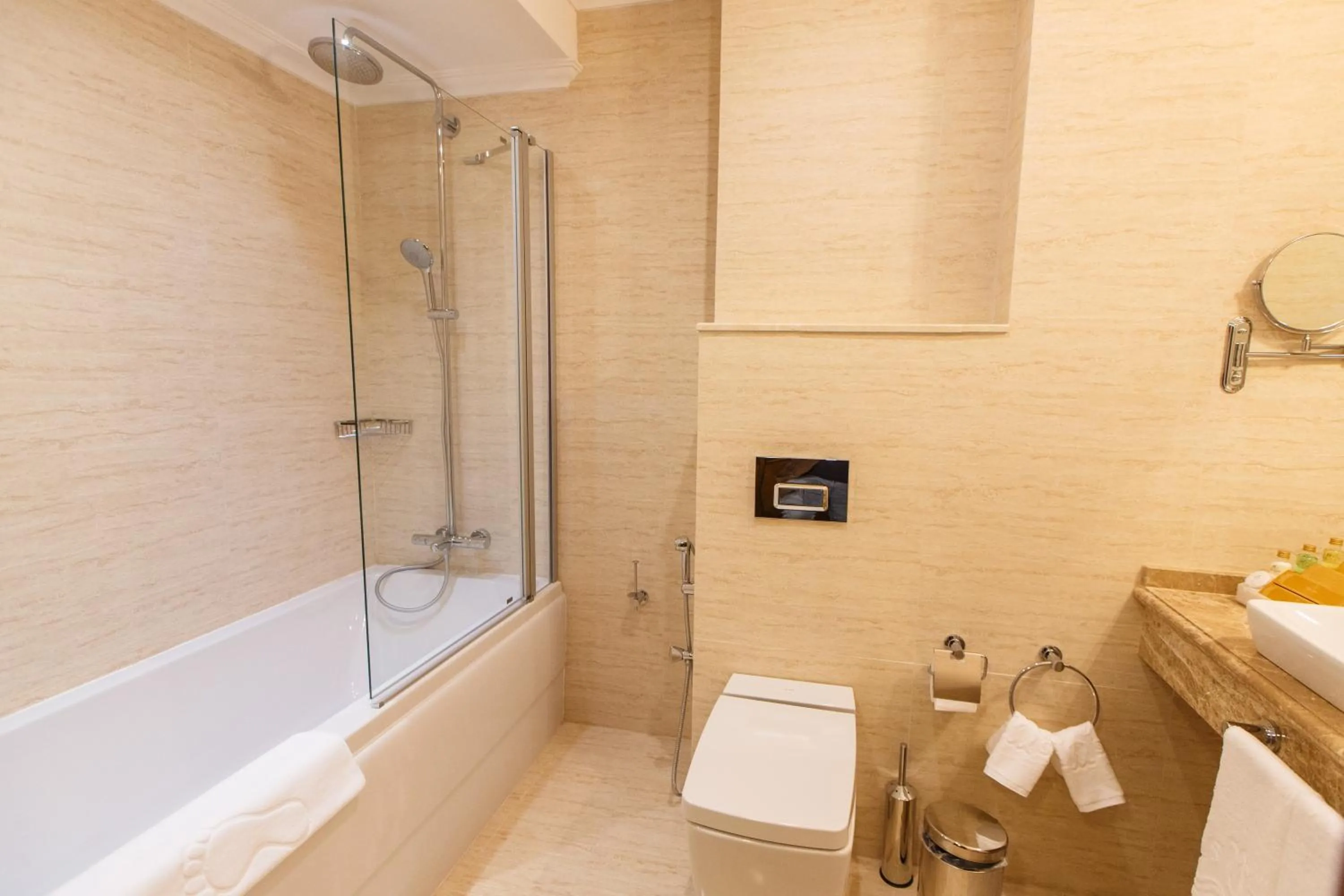 Bathroom in Sultan Palace Hotel