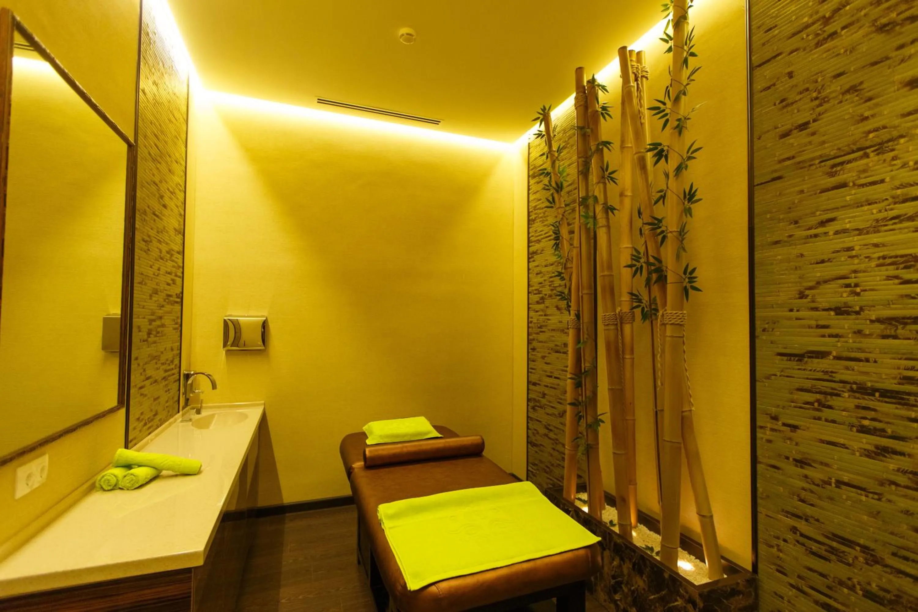 Massage in Sultan Palace Hotel