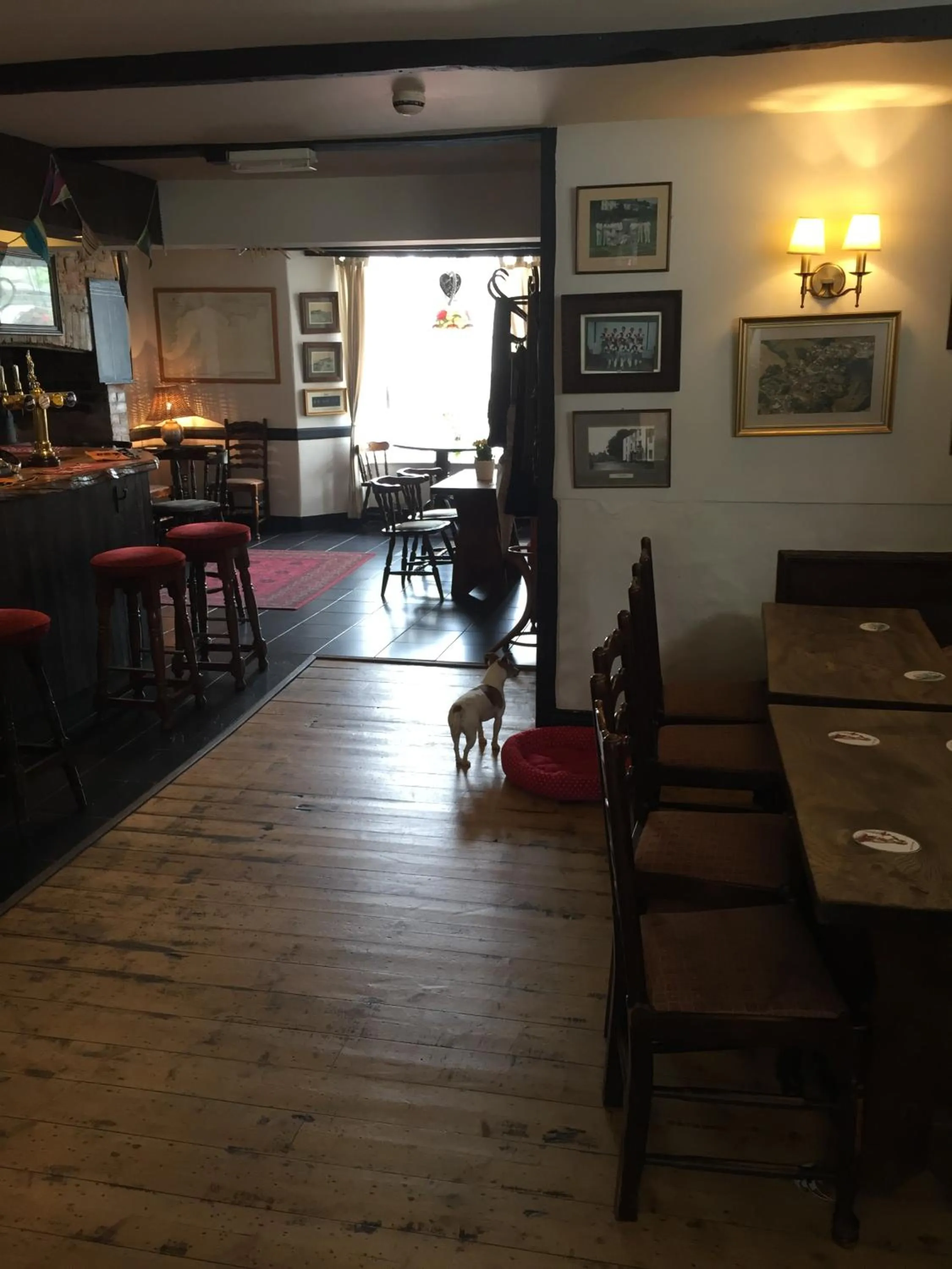 Lounge or bar in Red Lion Inn