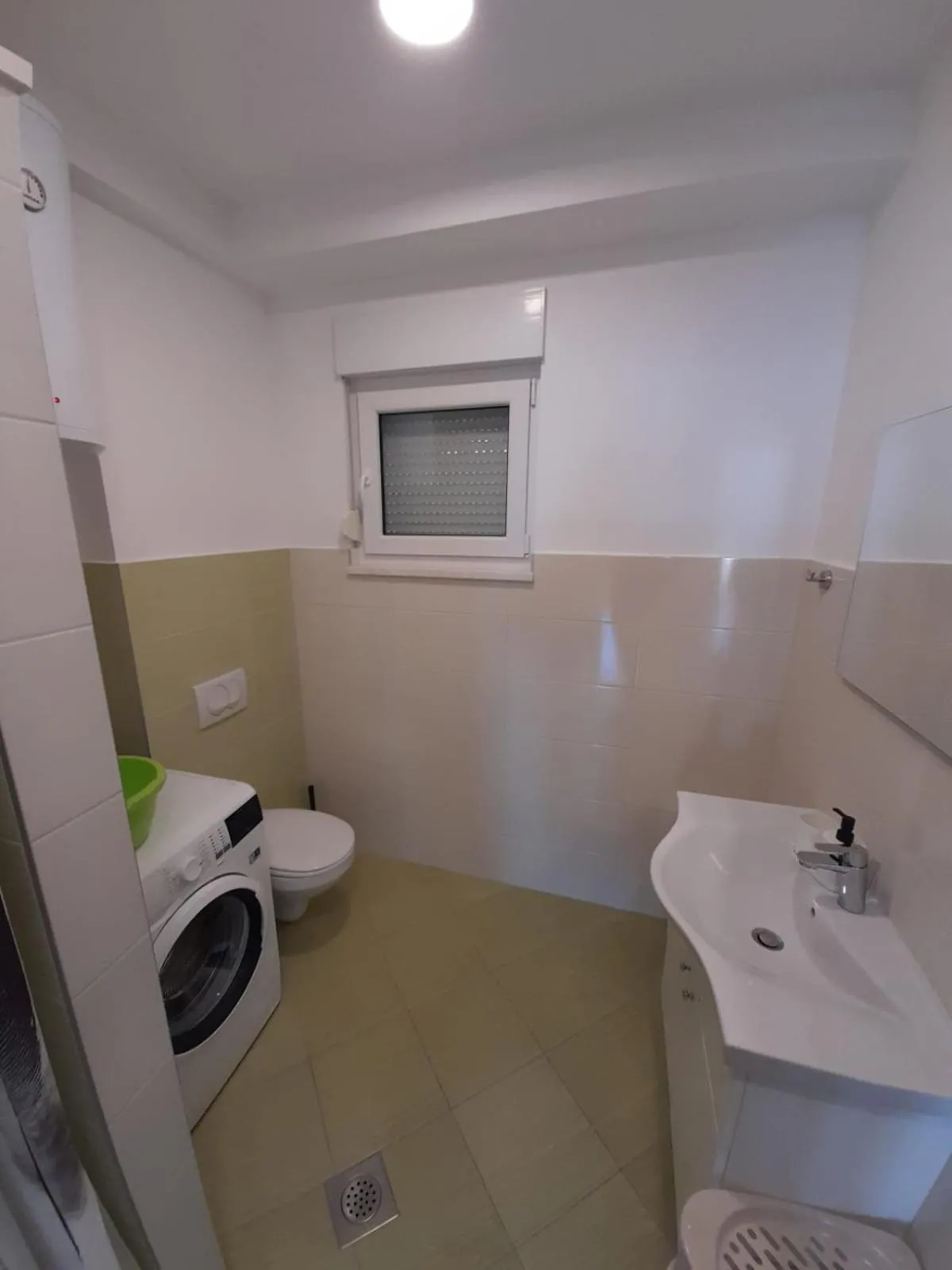Pere Apartment