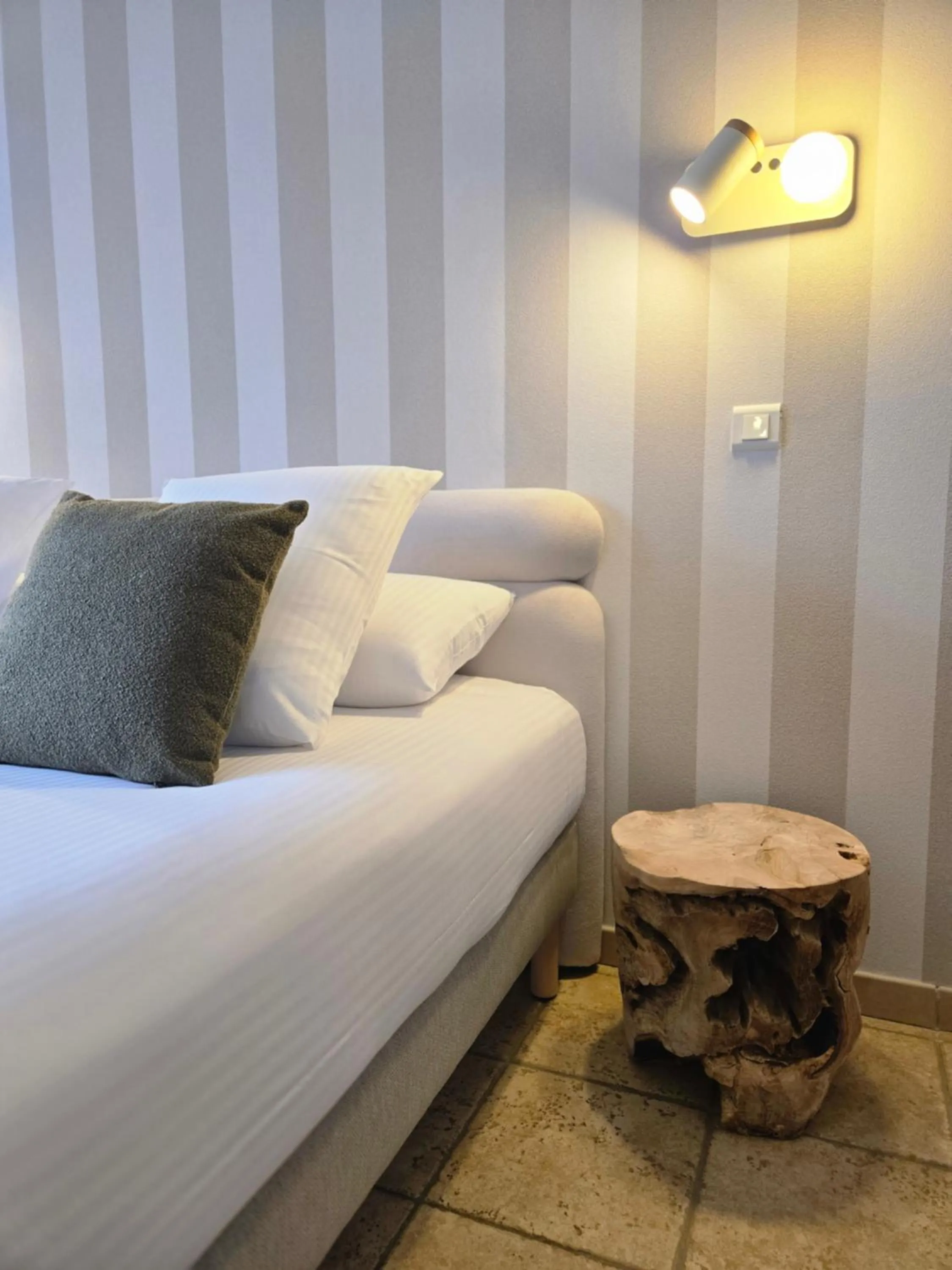 Bed in CÉRÈS - Boutique-Hôtel & Spa