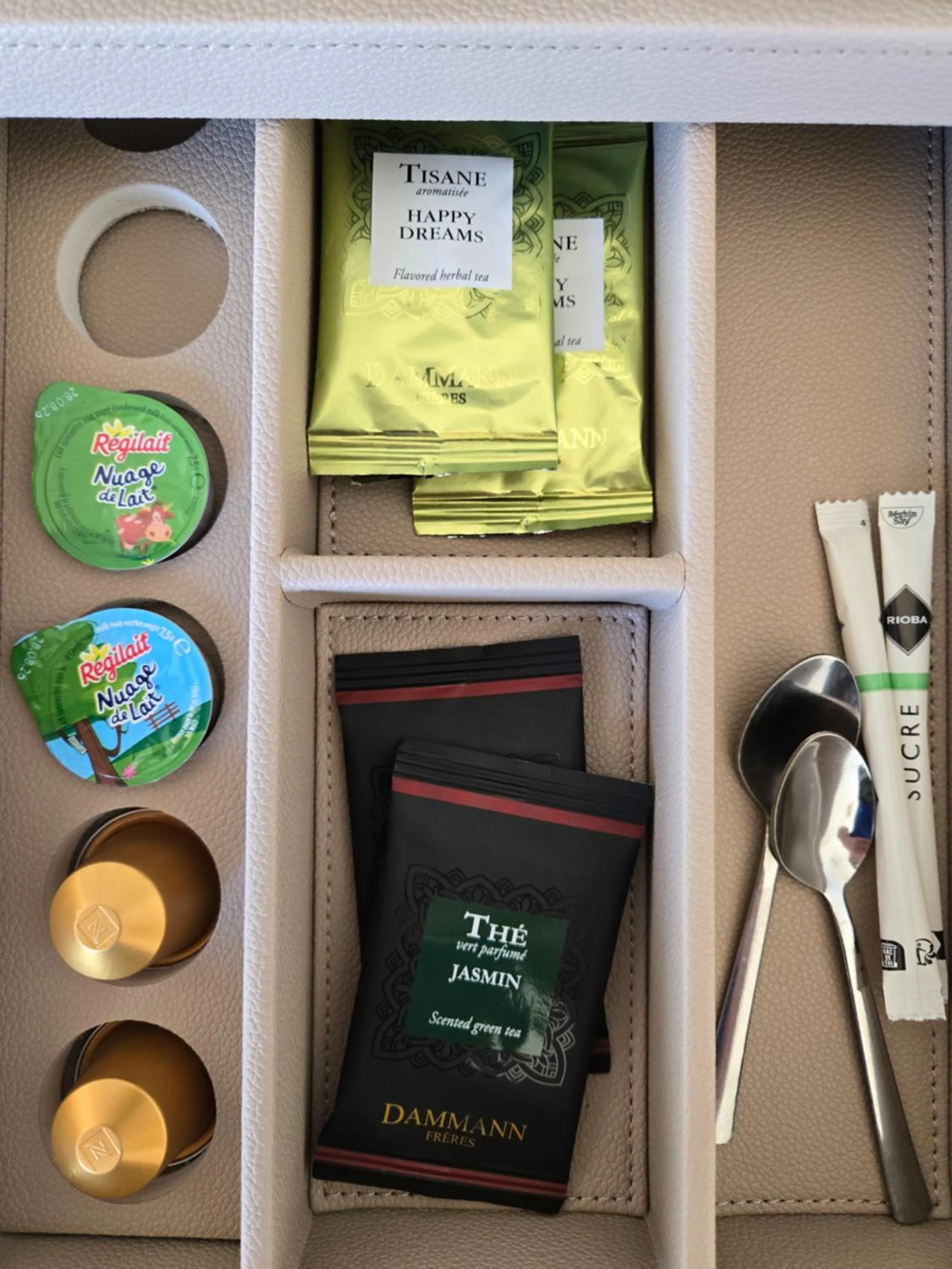 Coffee/tea facilities in CÉRÈS - Boutique-Hôtel & Spa