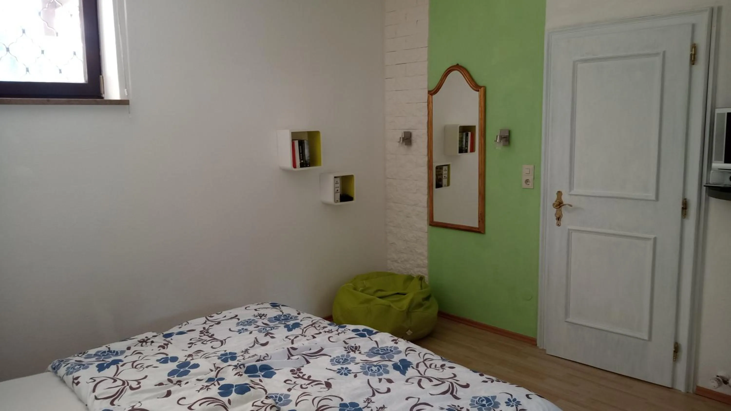 Bed in Appartmenthaus Hochkönig