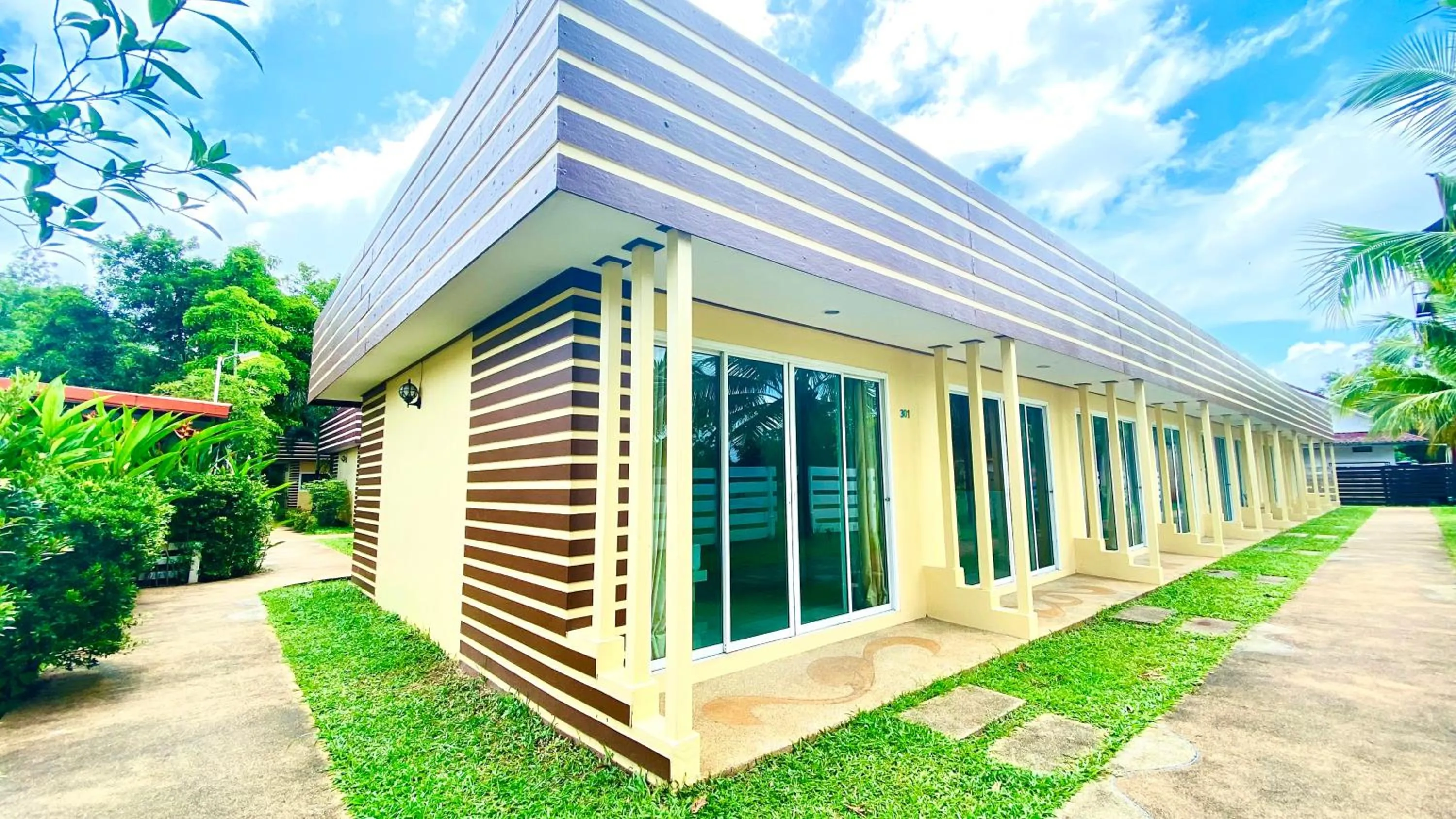 Property building in Kuapa Resort