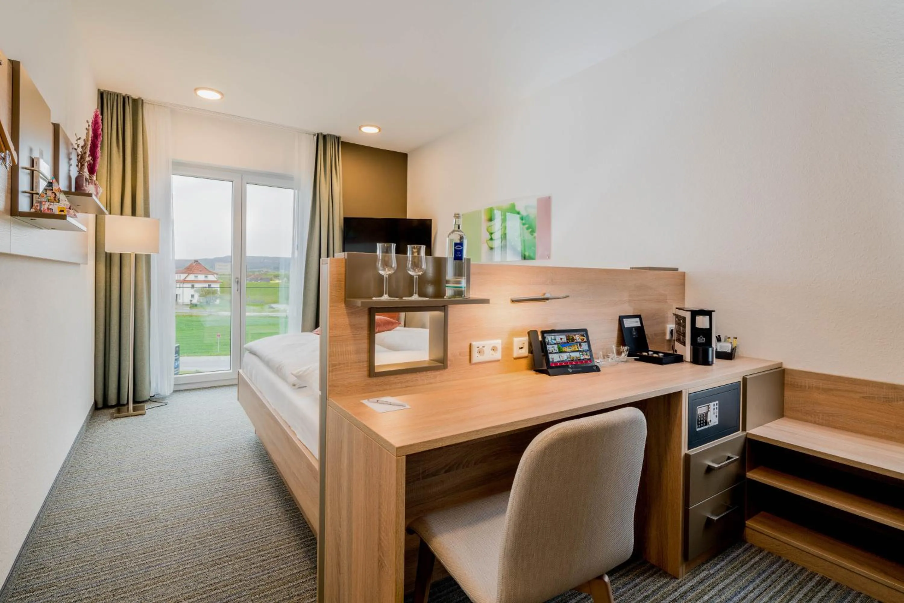 Staff in Best Western Plus Kurhotel an der Obermaintherme