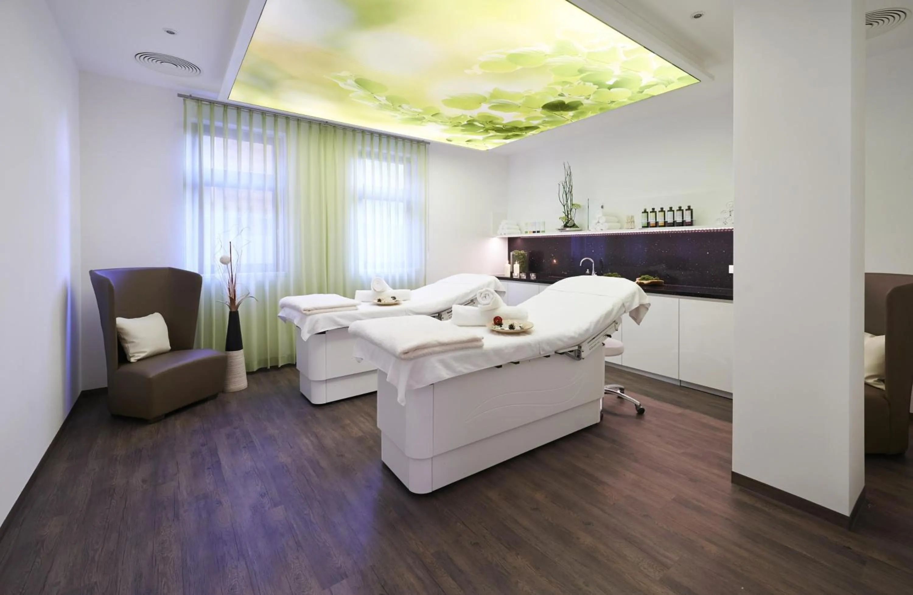 Spa and wellness centre/facilities, Bed in Best Western Plus Kurhotel an der Obermaintherme