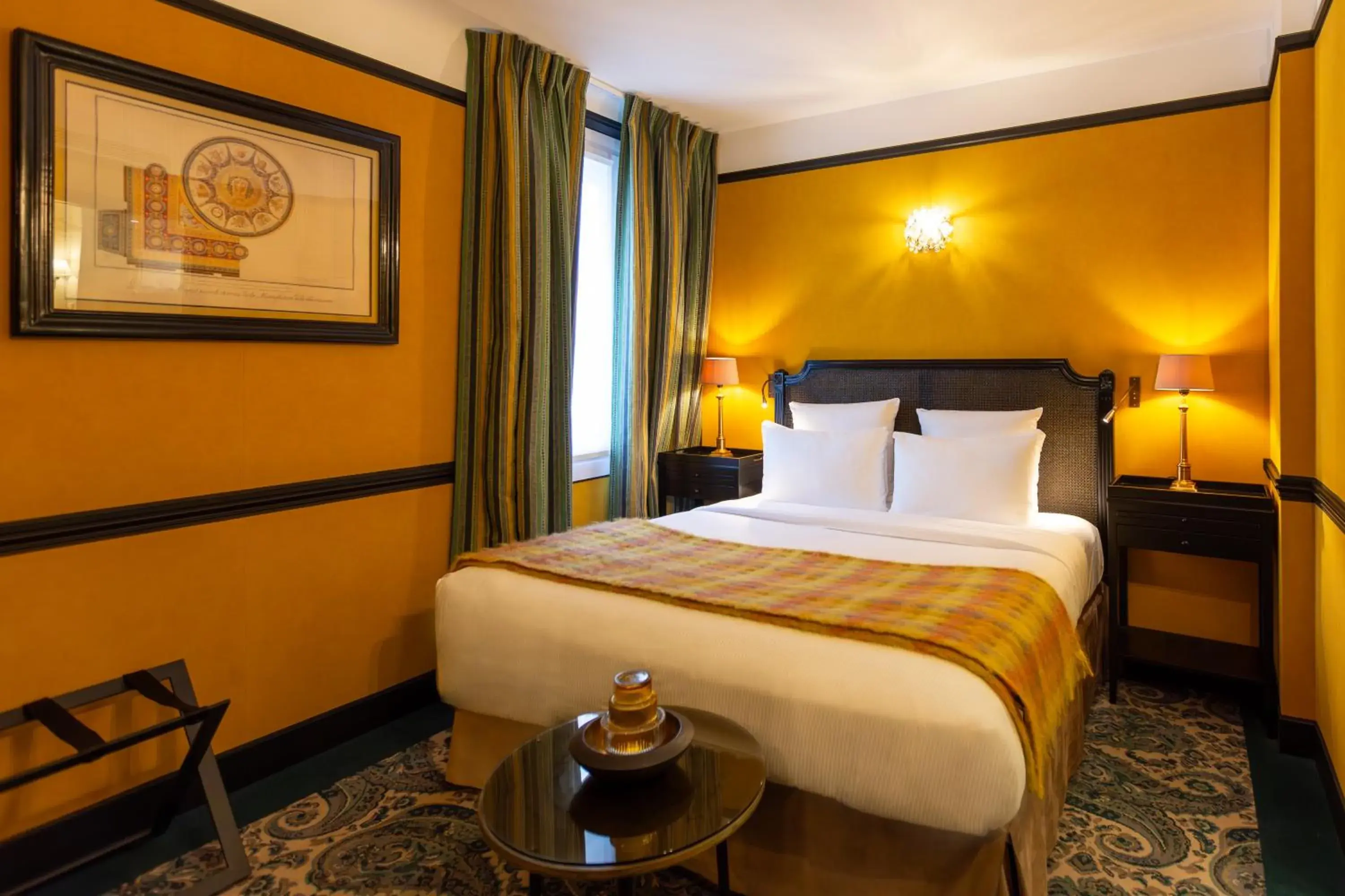 Photo of the whole room, Bed in New Hotel République Photo of the whole room, Bed in New Hotel République