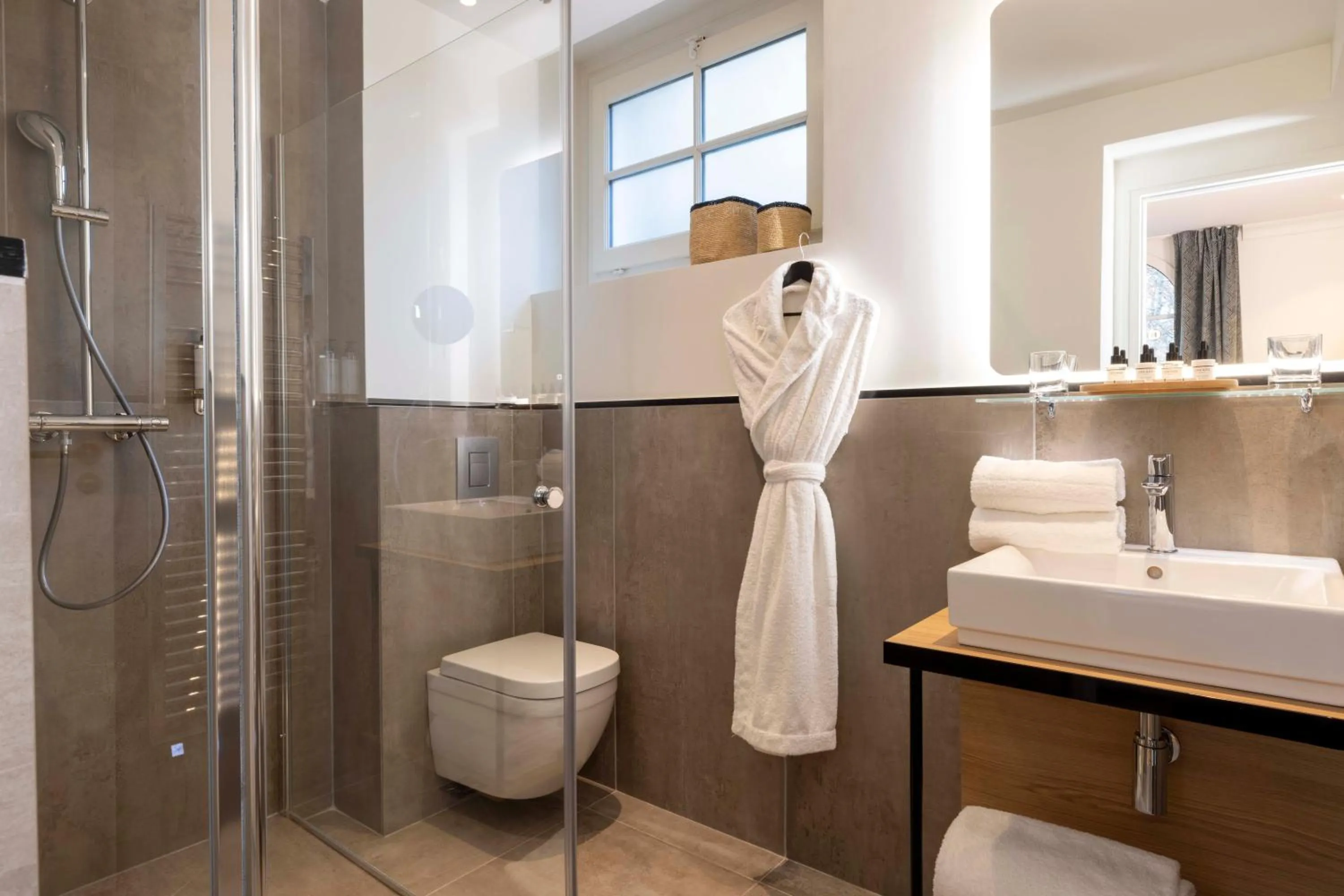 Shower in Le 5 Particulier