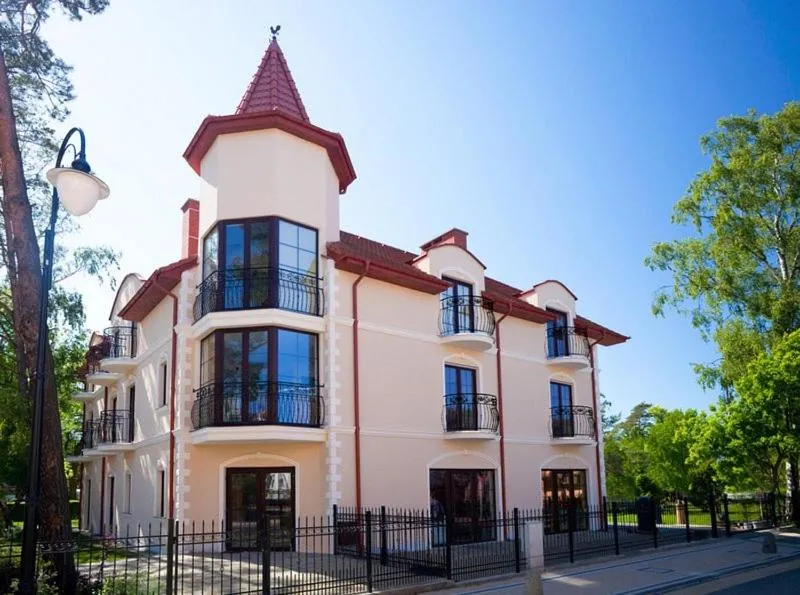 Villa Farage