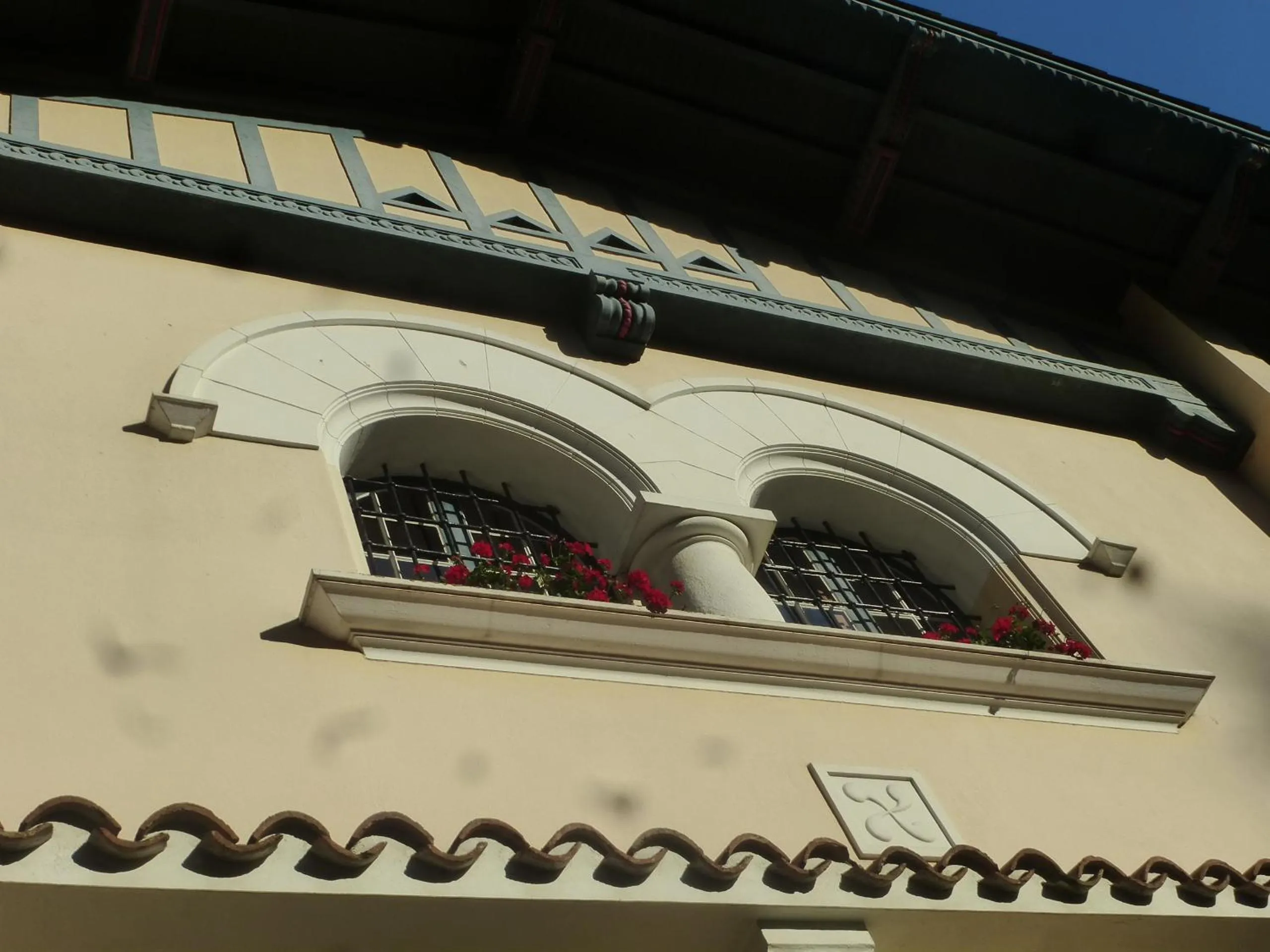 Property building in Villa La Croix Basque