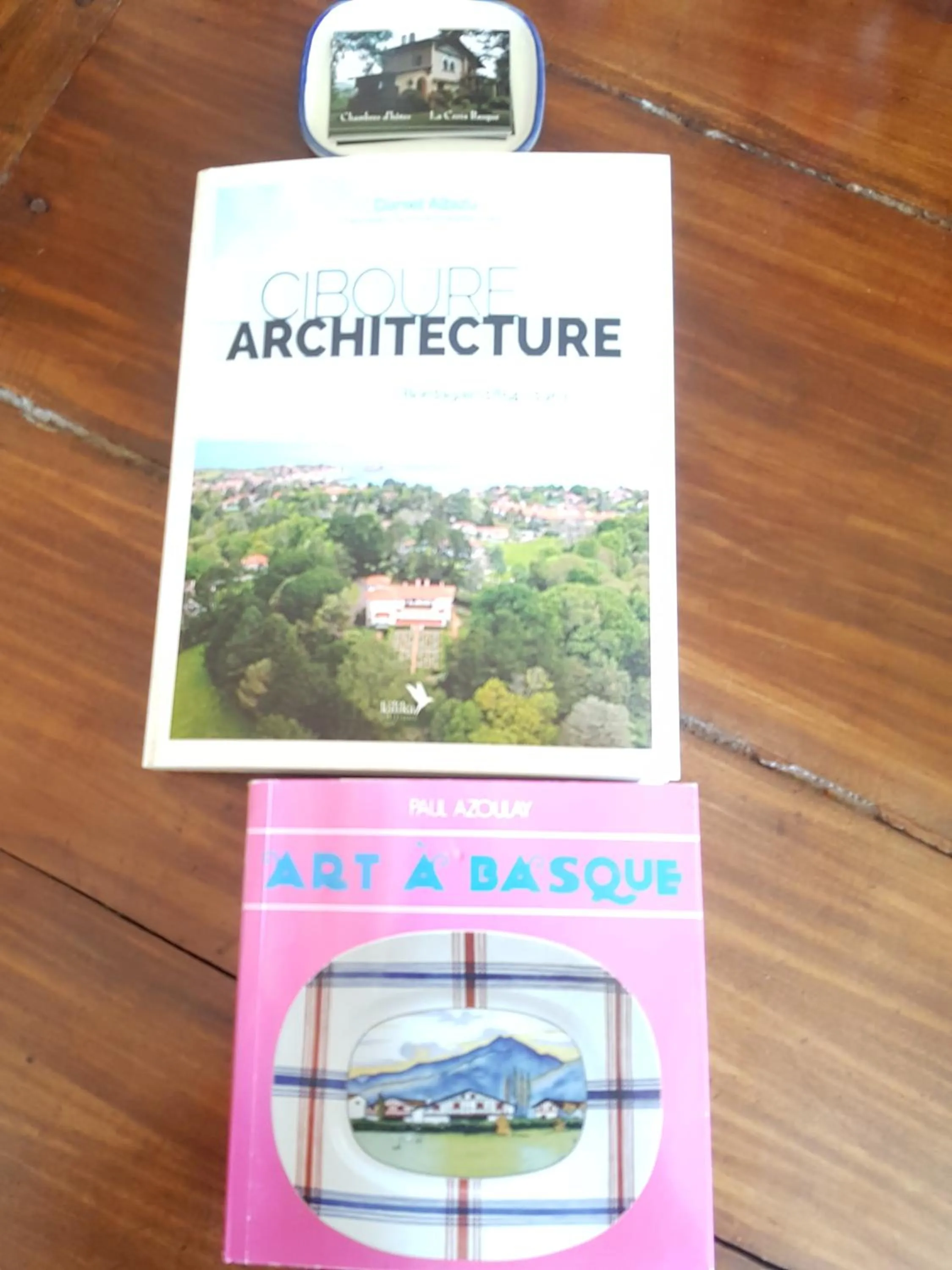 Patio in Villa La Croix Basque