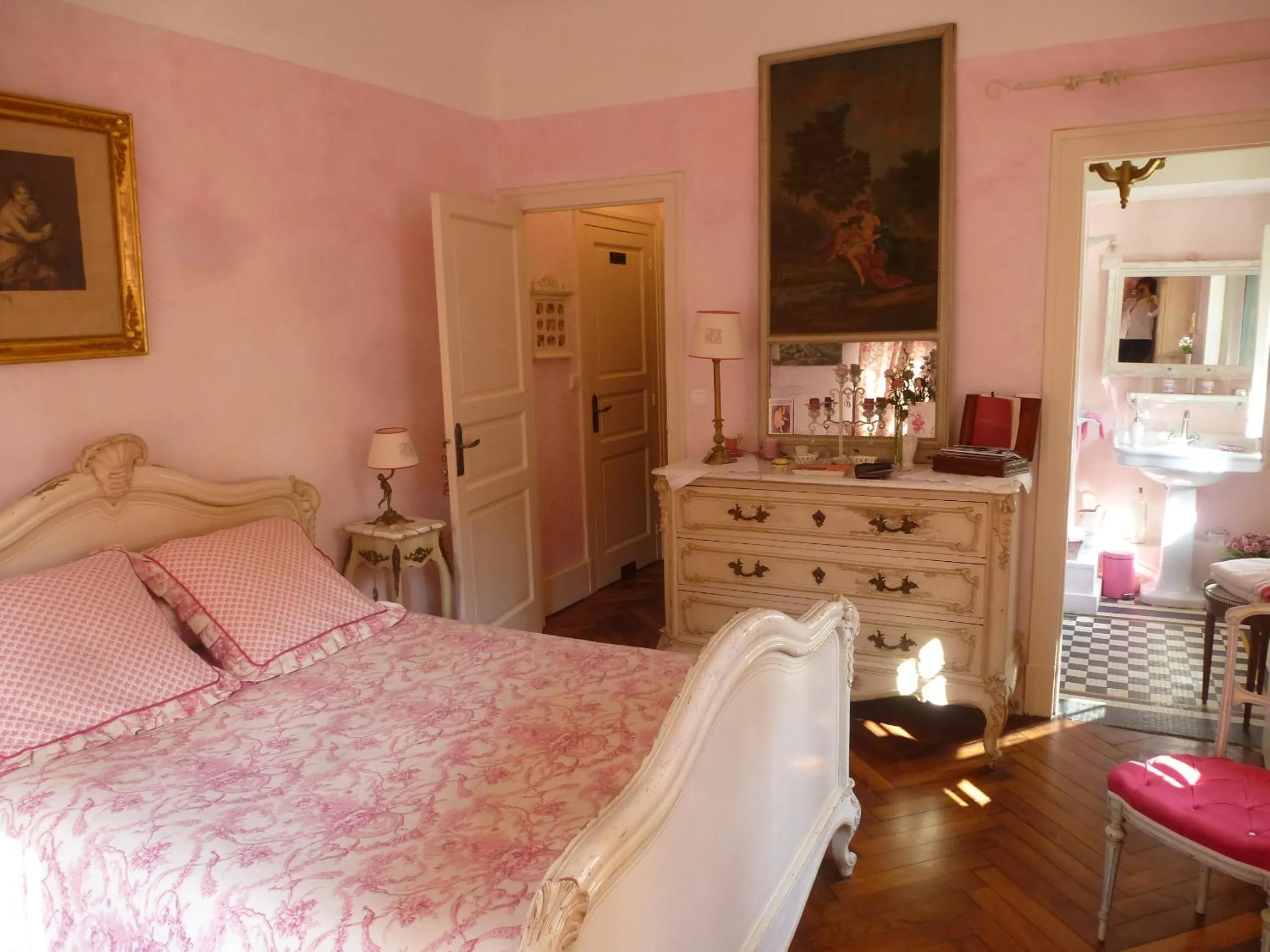 Coffee/tea facilities, Bed in Villa La Croix Basque