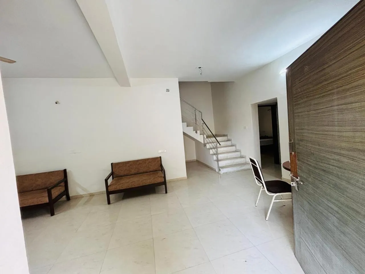 Hotel Ashray Inn Express