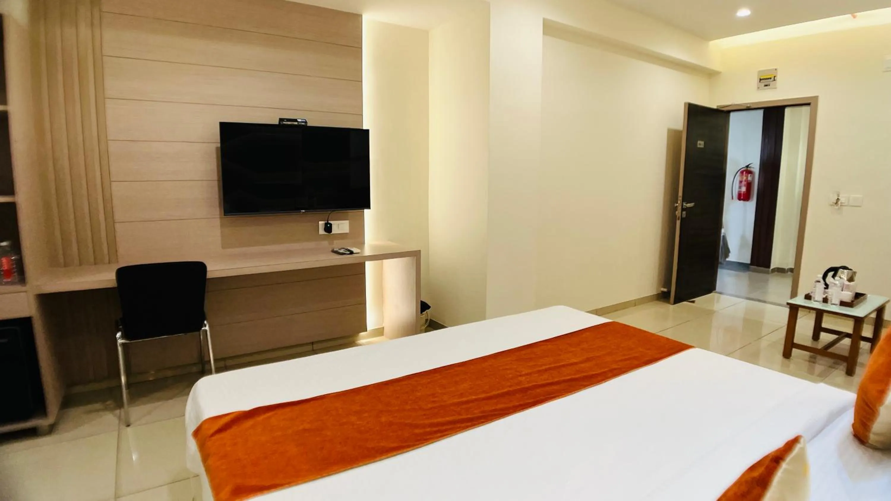 Bed in Hotel Ashray Inn Express