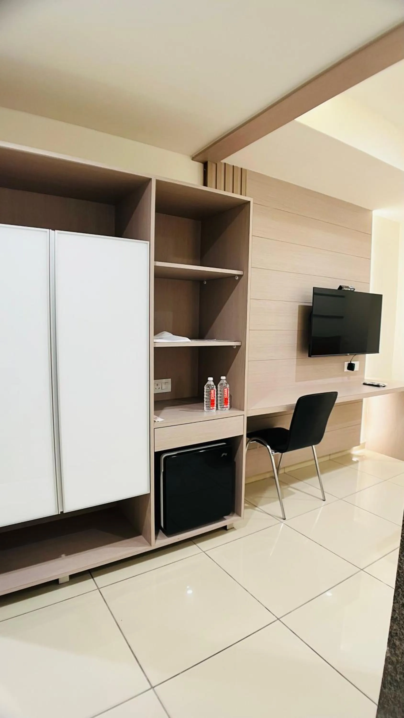 Hotel Ashray Inn Express