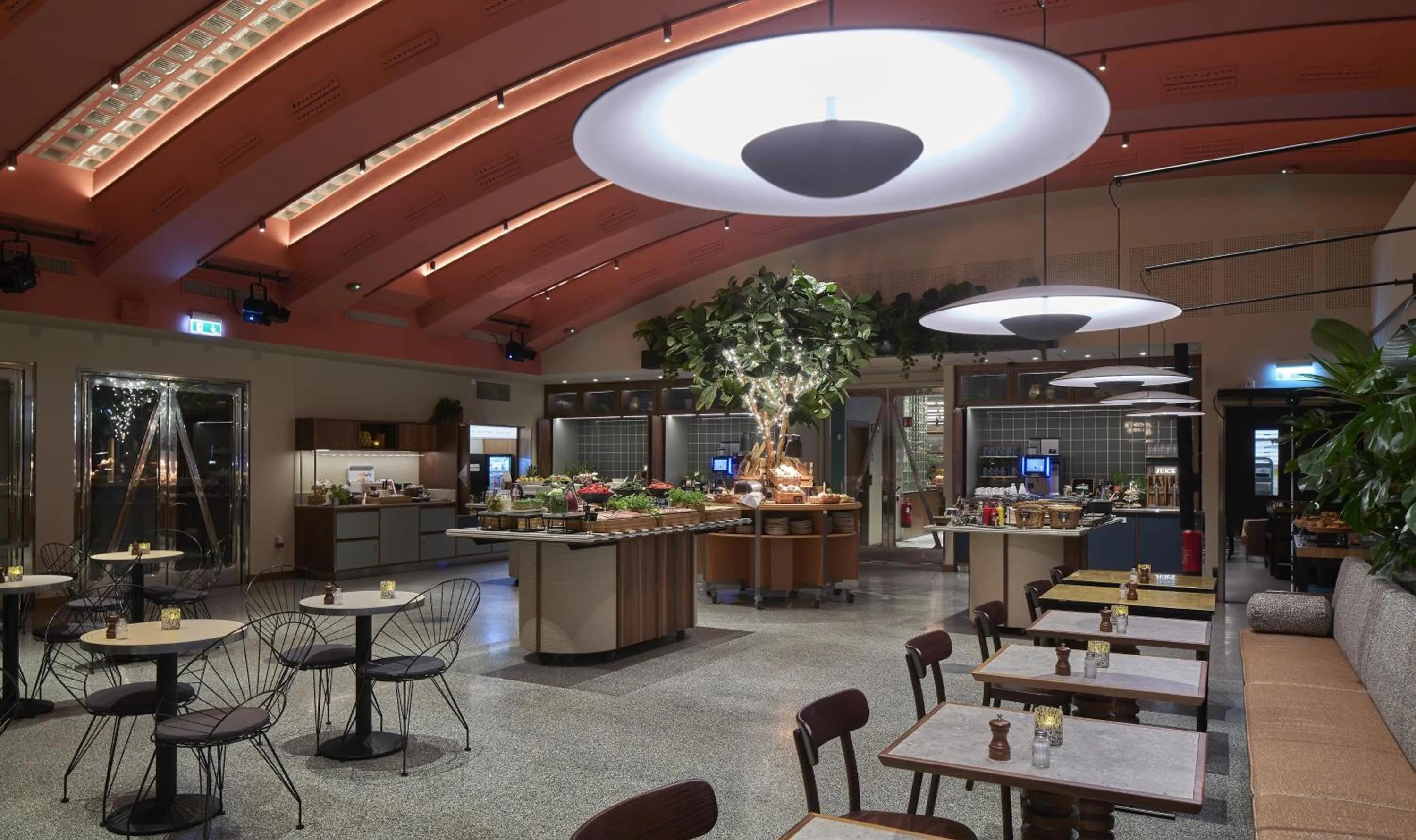 Breakfast in Scandic Malmen