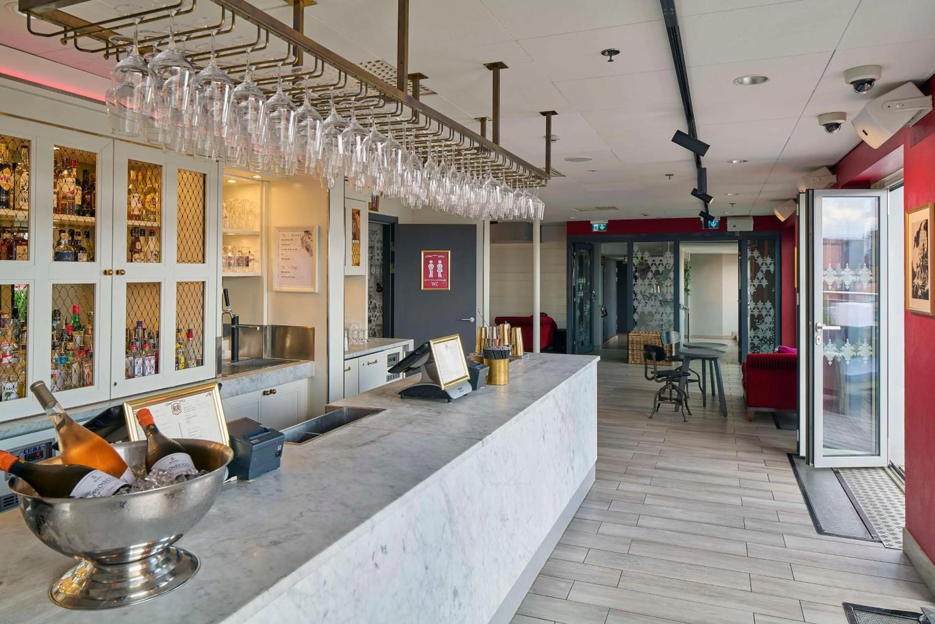 Lounge or bar in Scandic Rubinen