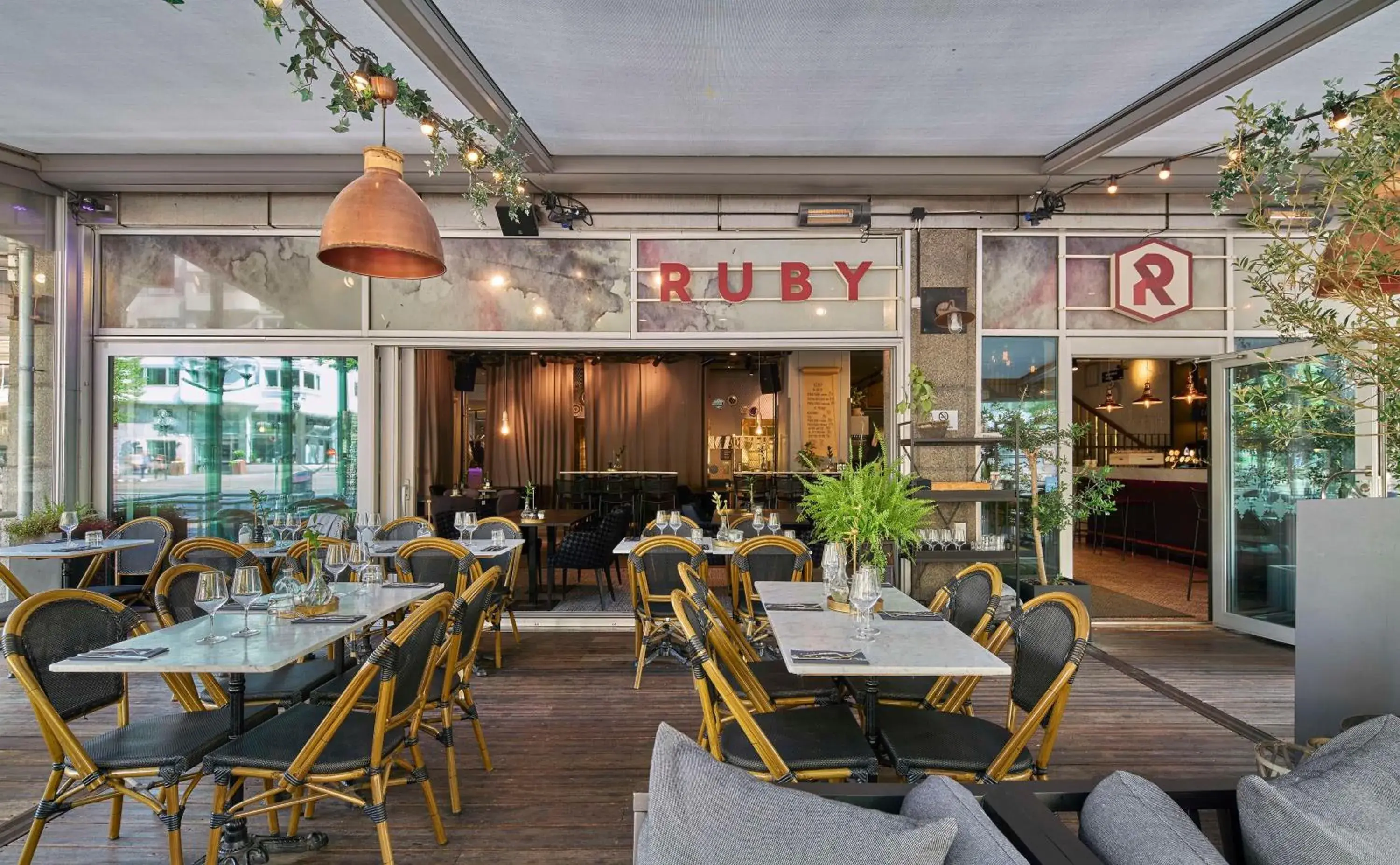 Restaurant/places to eat in Scandic Rubinen Restaurant/places to eat in Scandic Rubinen