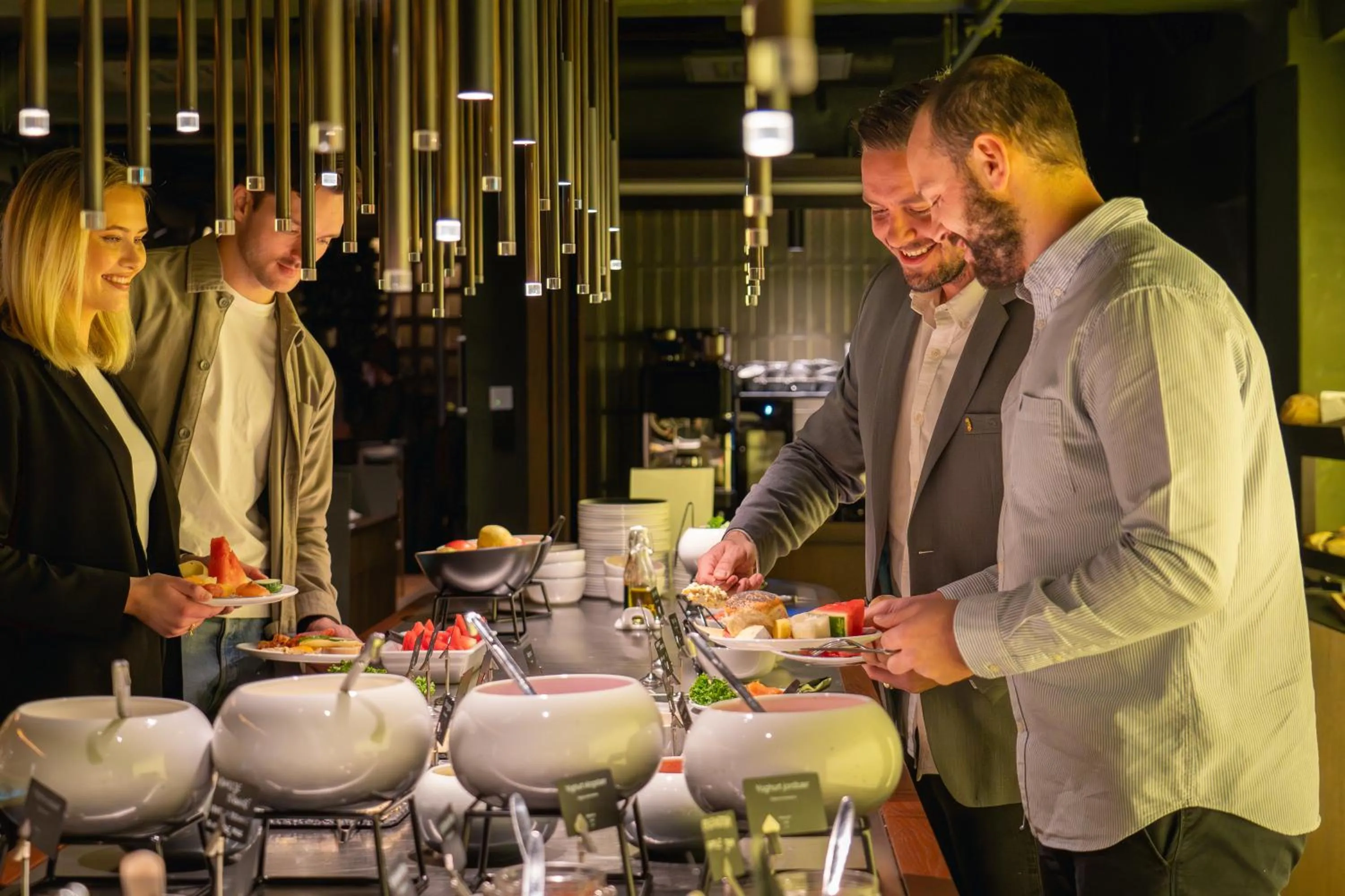 Restaurant/places to eat in Magic Hotel & Apartments Kløverhuset