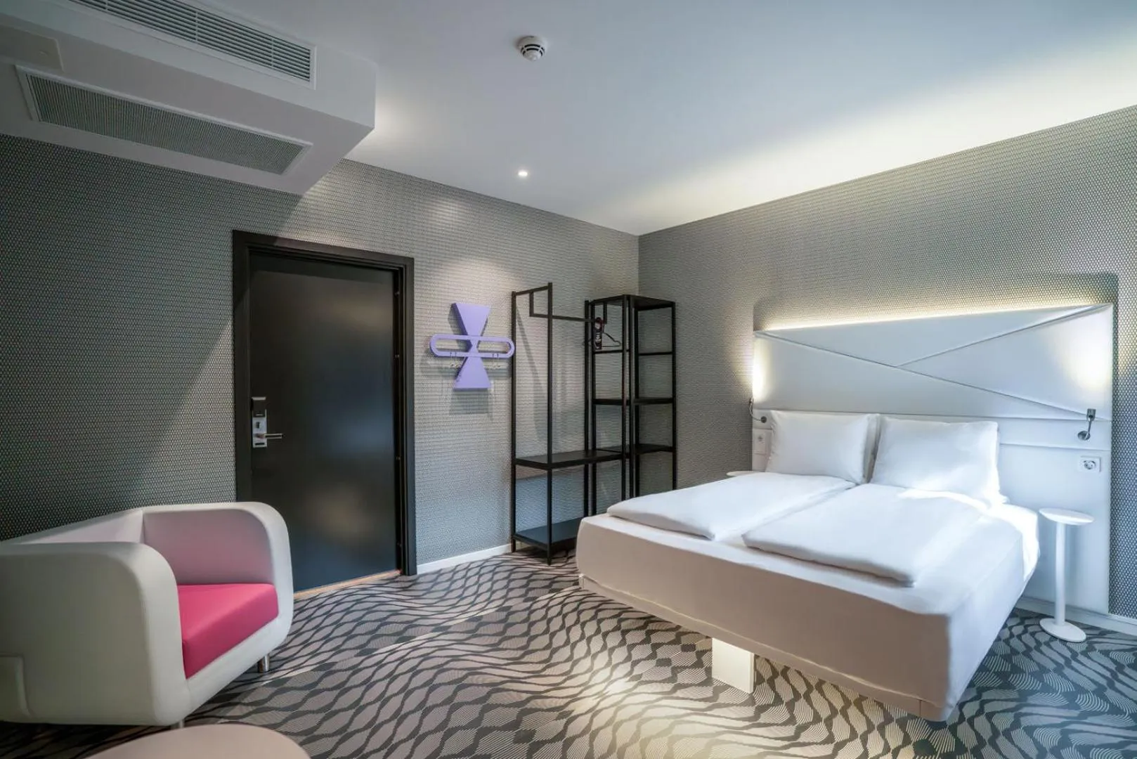 Photo of the whole room, Bed in Magic Hotel & Apartments Kløverhuset