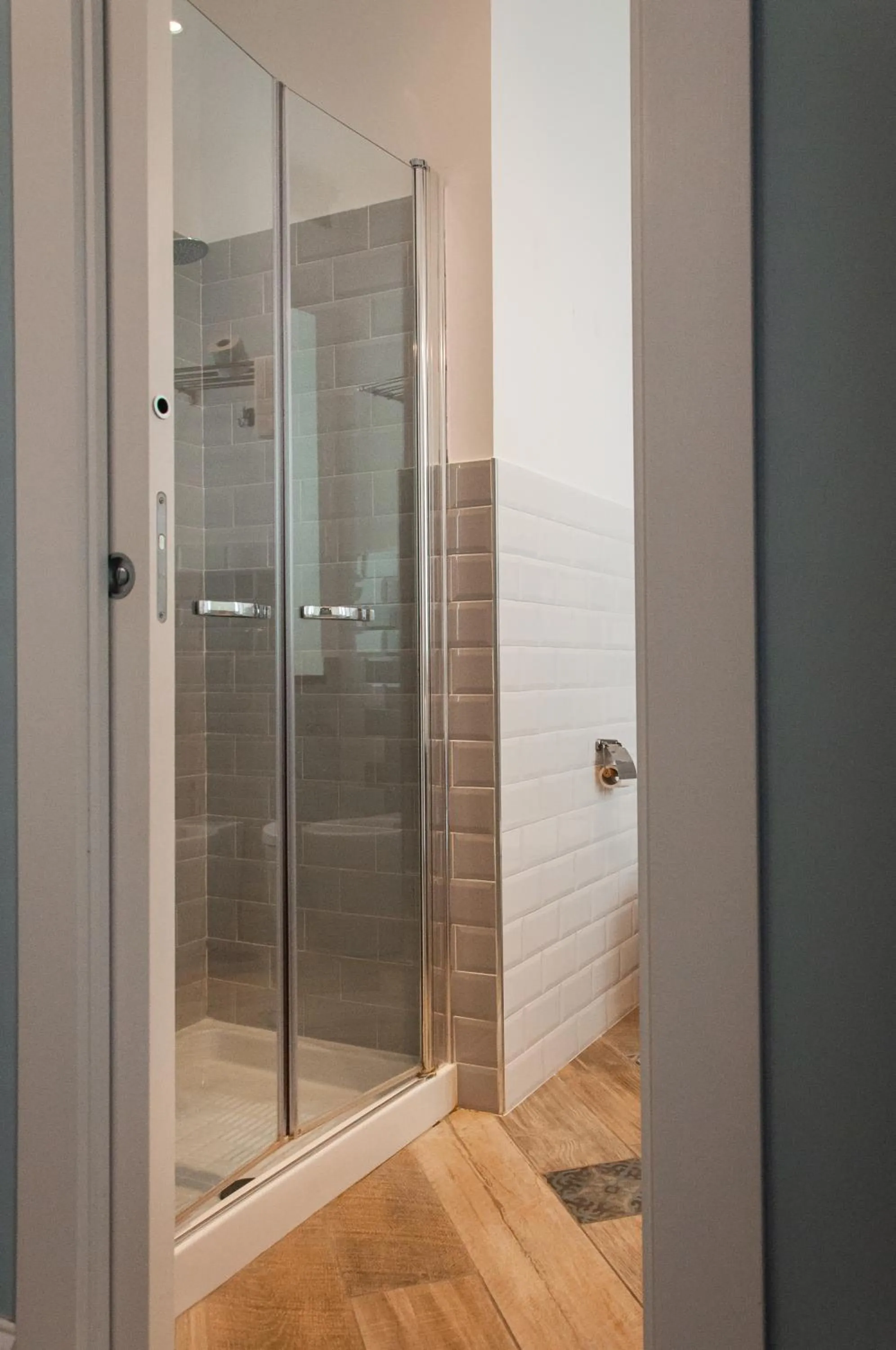 Shower in Real Giardinetto a Toledo