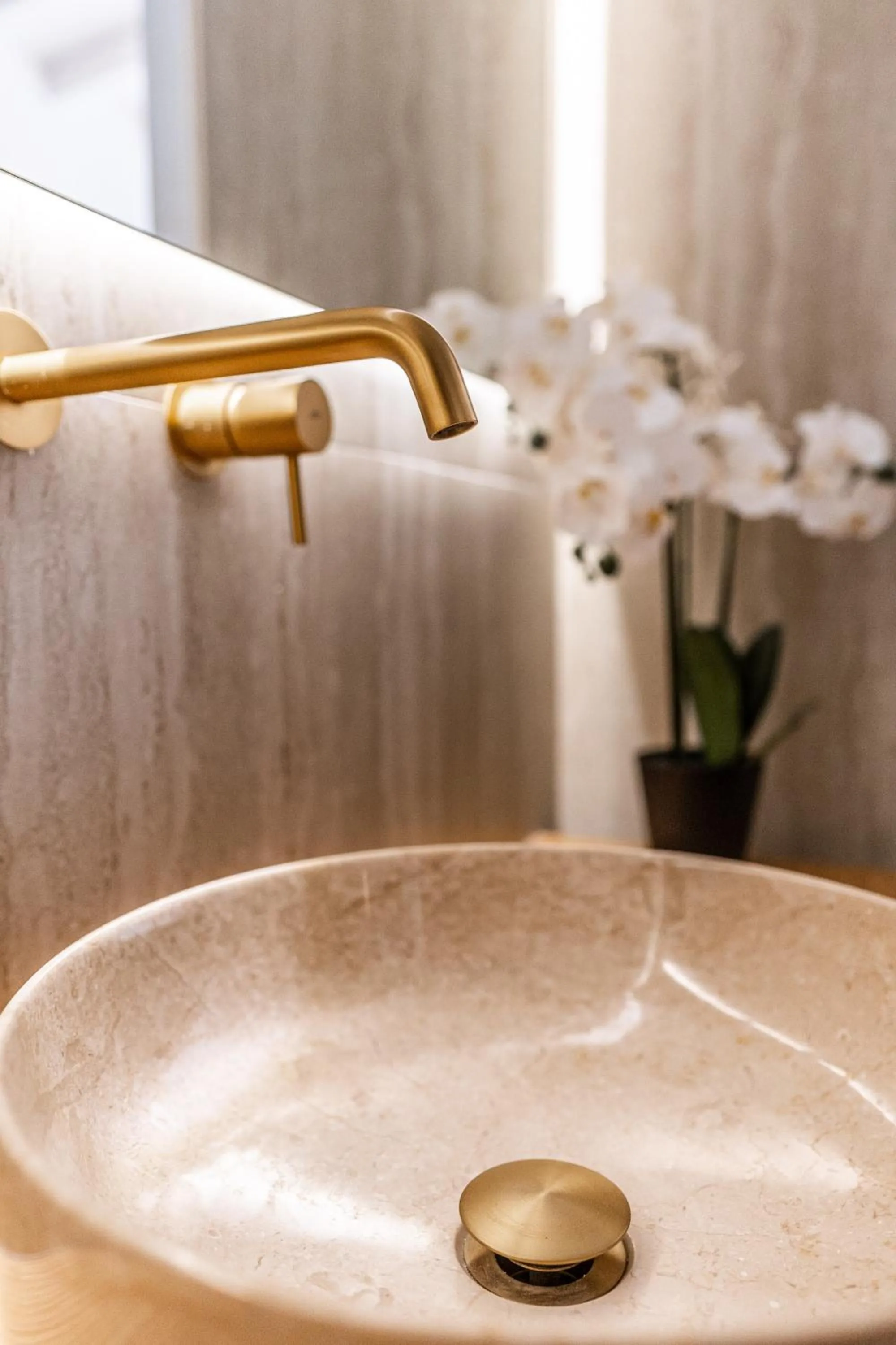 Bathroom in Lithinon Luxury Suites with Free Parking