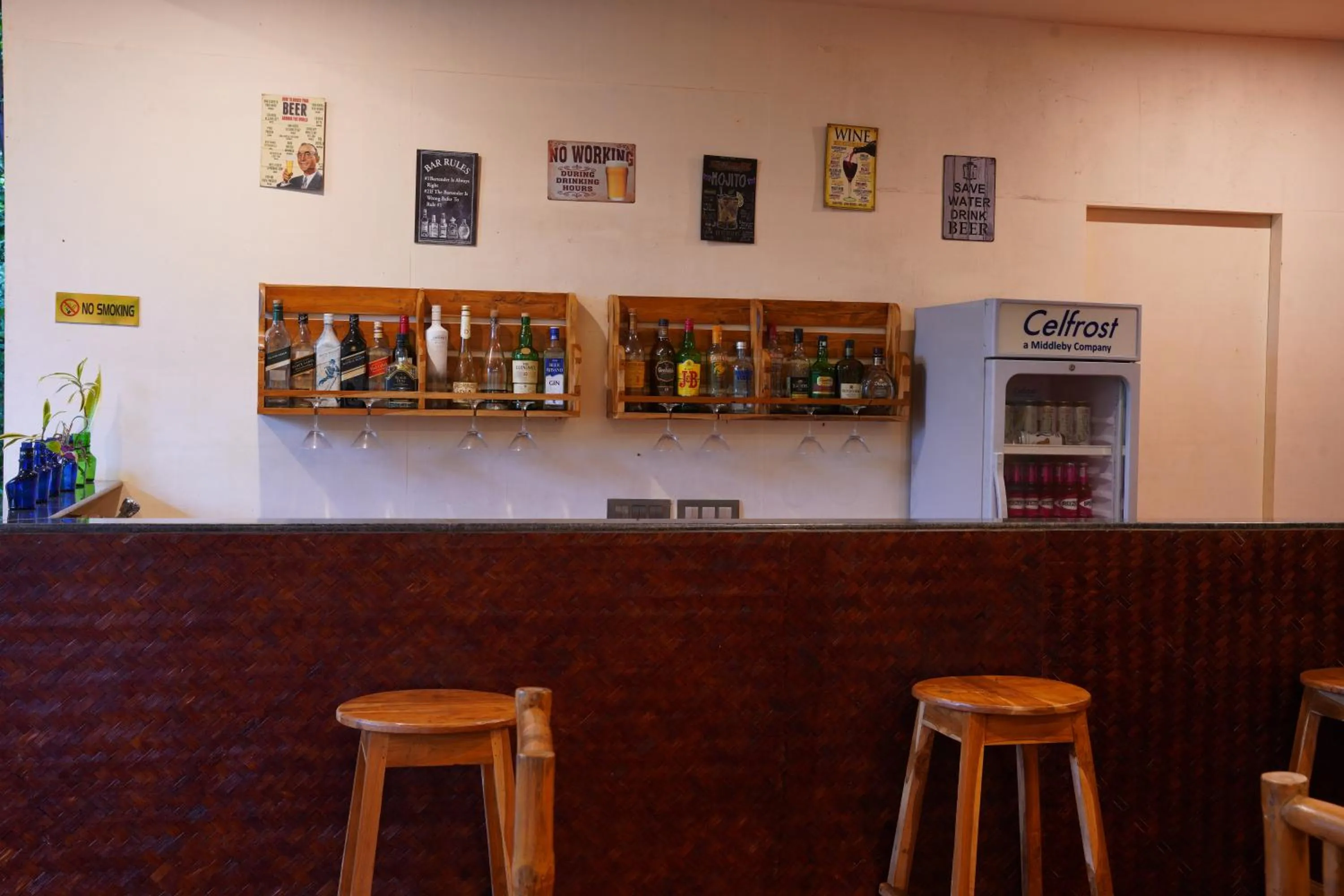 Restaurant/places to eat in Forest Escapes Koyna