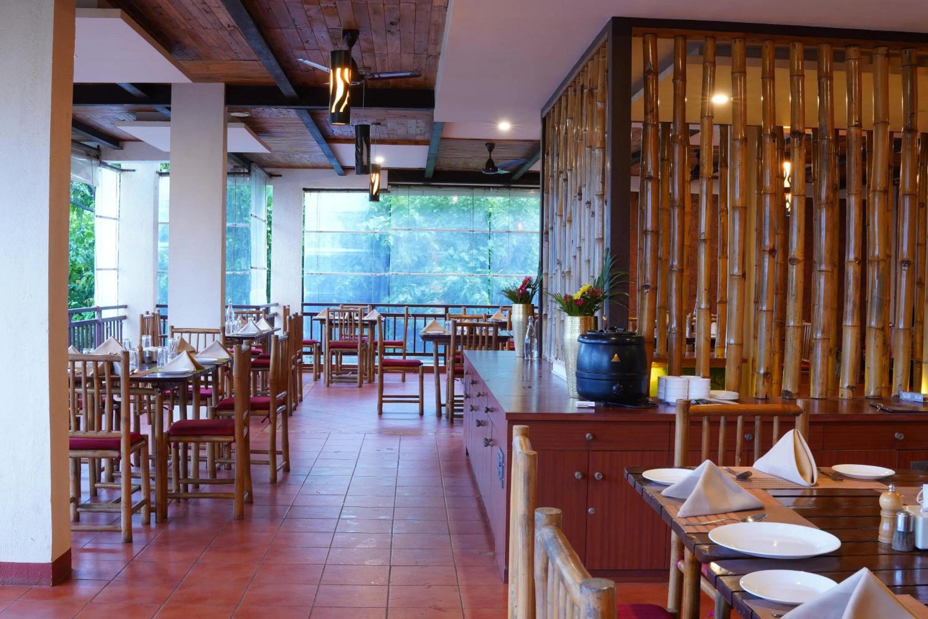 Restaurant/places to eat in Forest Escapes Koyna