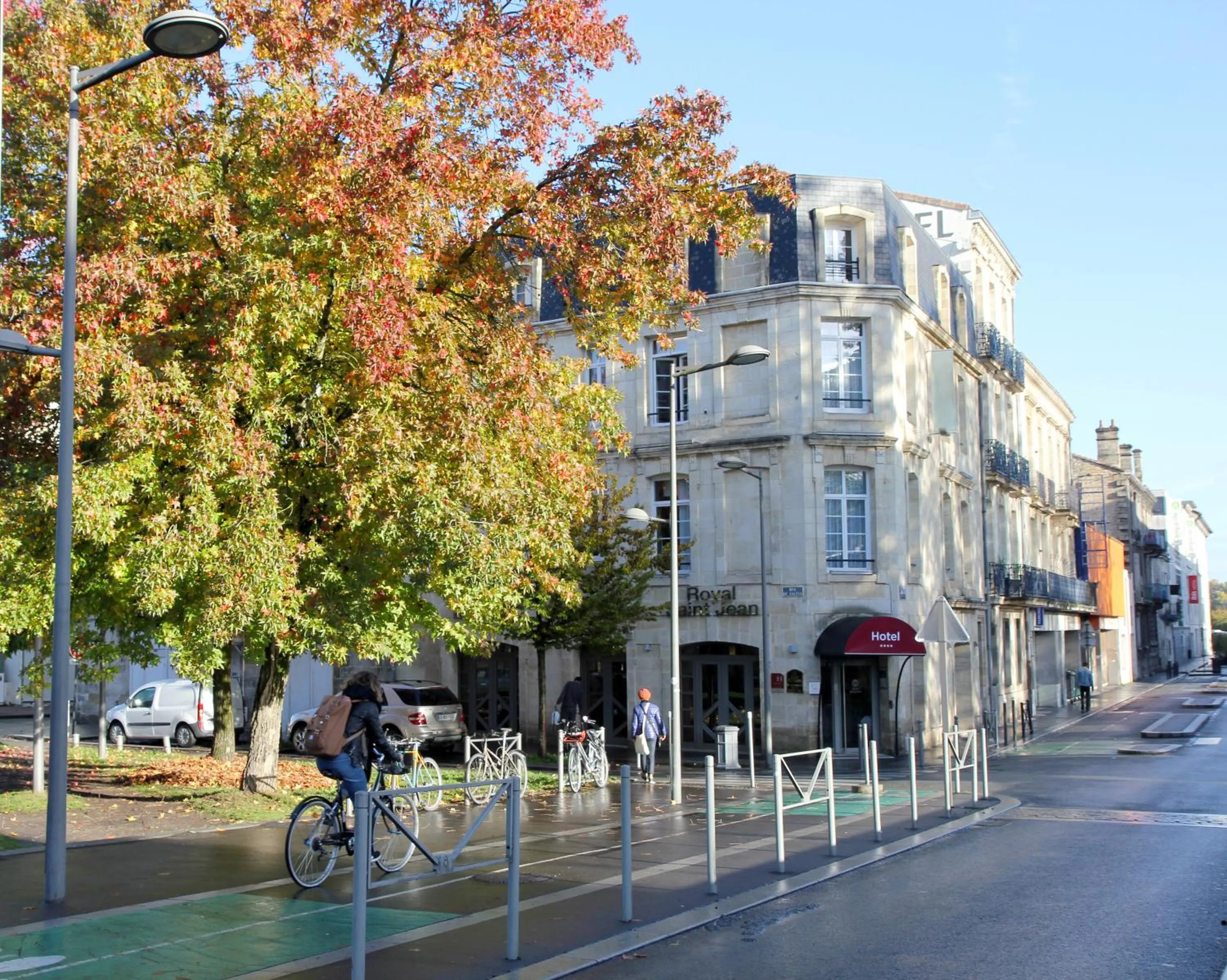 Facade/entrance in Best Western Plus Bordeaux Gare Saint-Jean