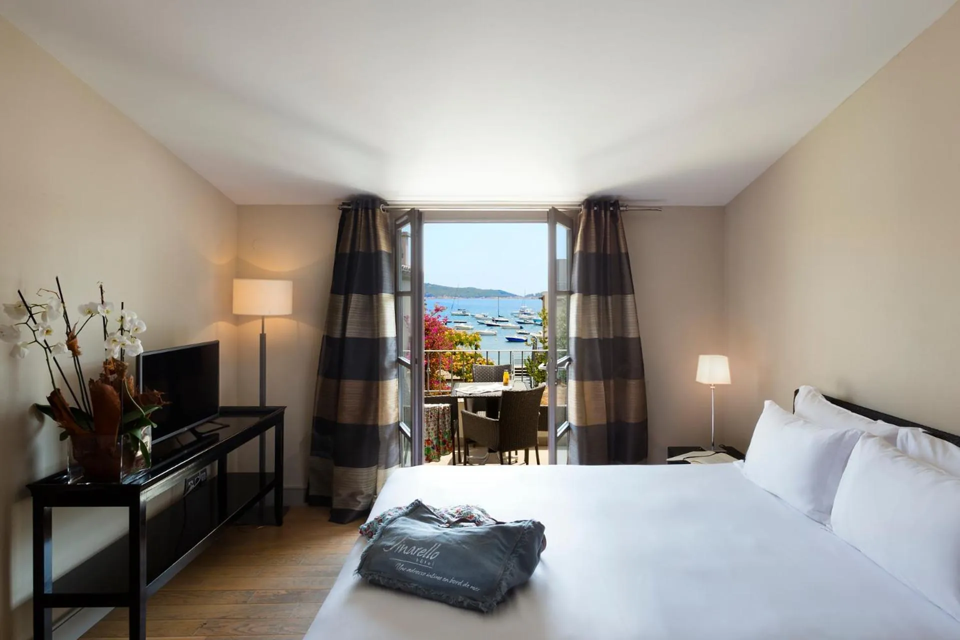 TV and multimedia, Bed in Le Pinarello