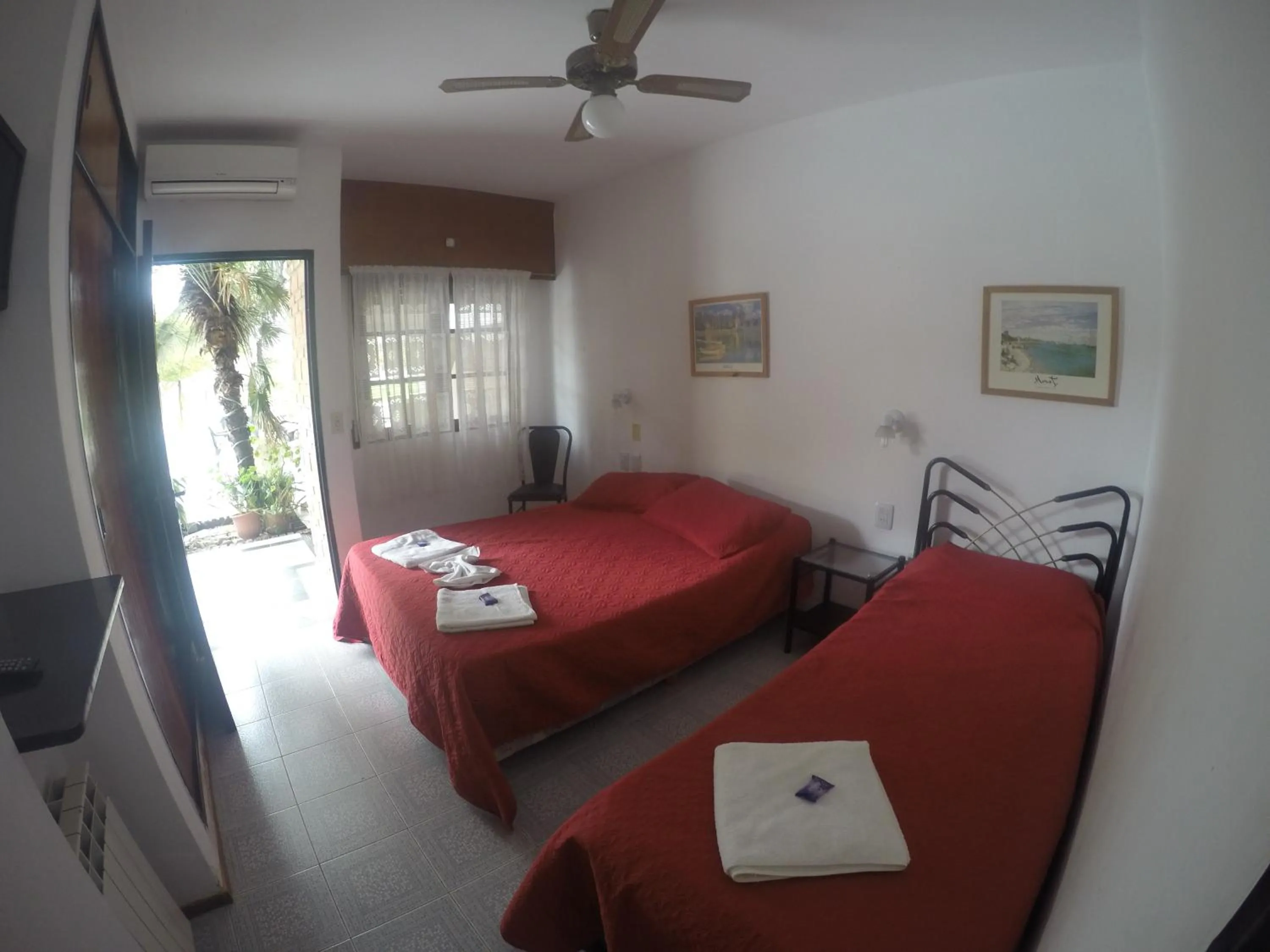 Triple Room with Pool View in Hotel Carlos Paz