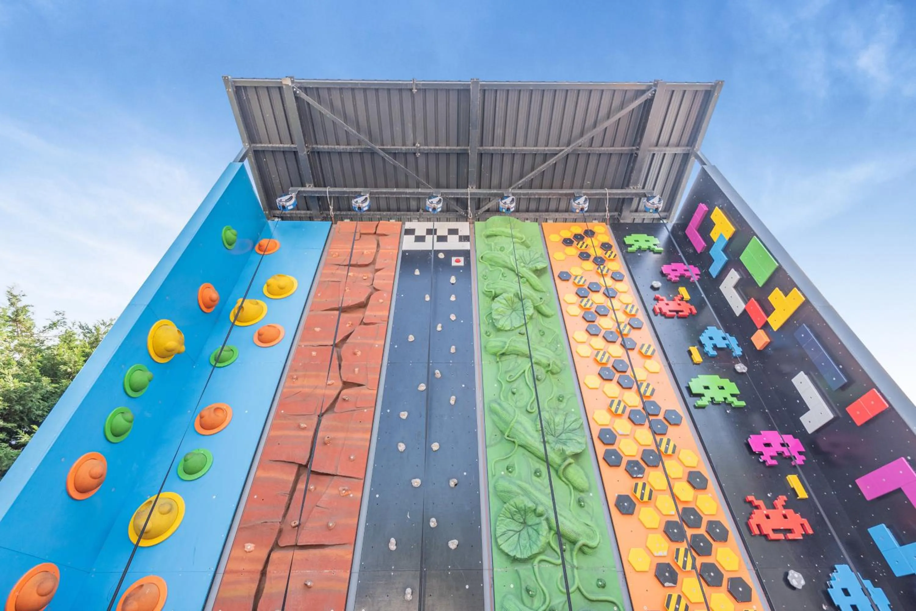 Nearby landmark in Southview Park Hotel