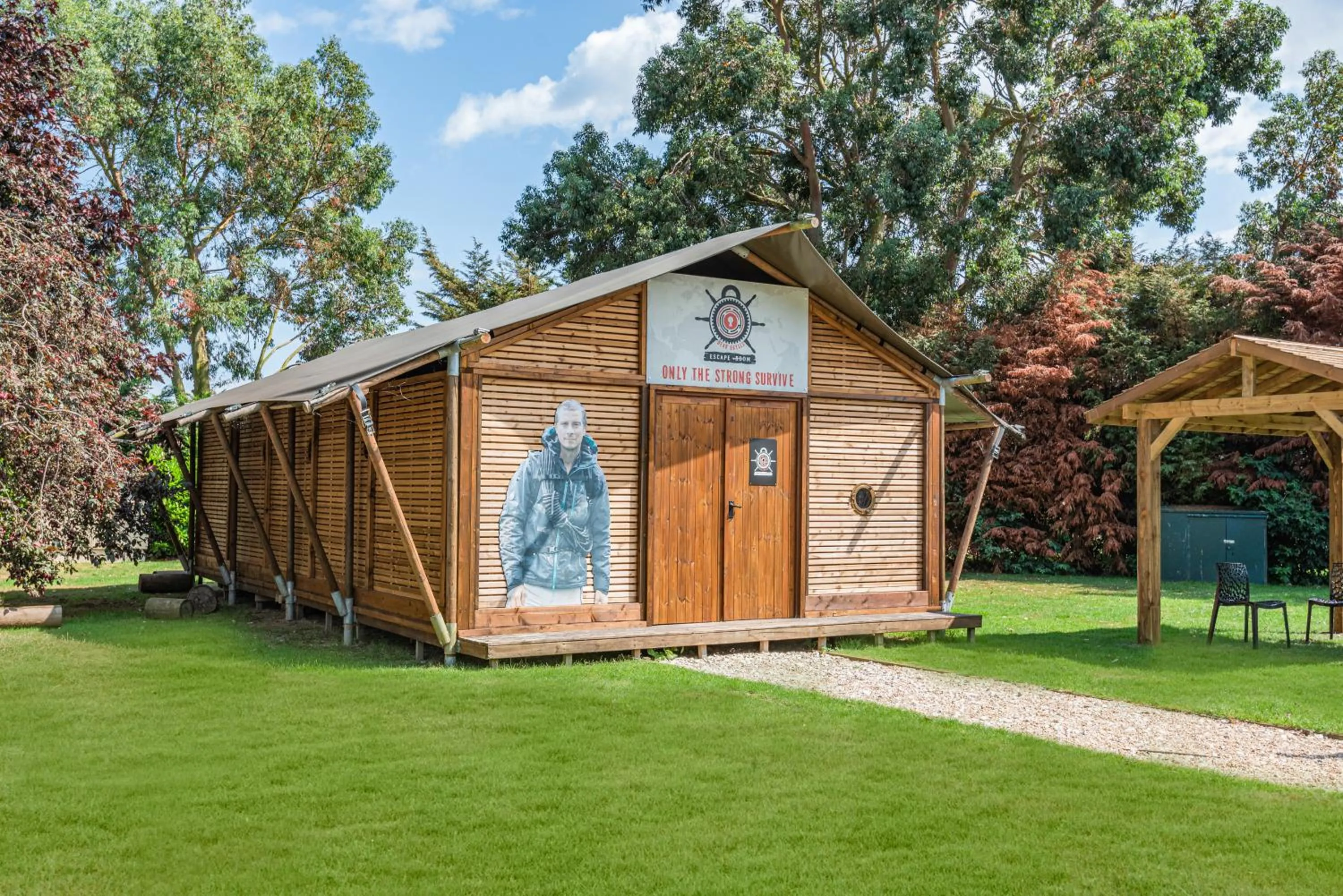 Nearby landmark in Southview Park Hotel