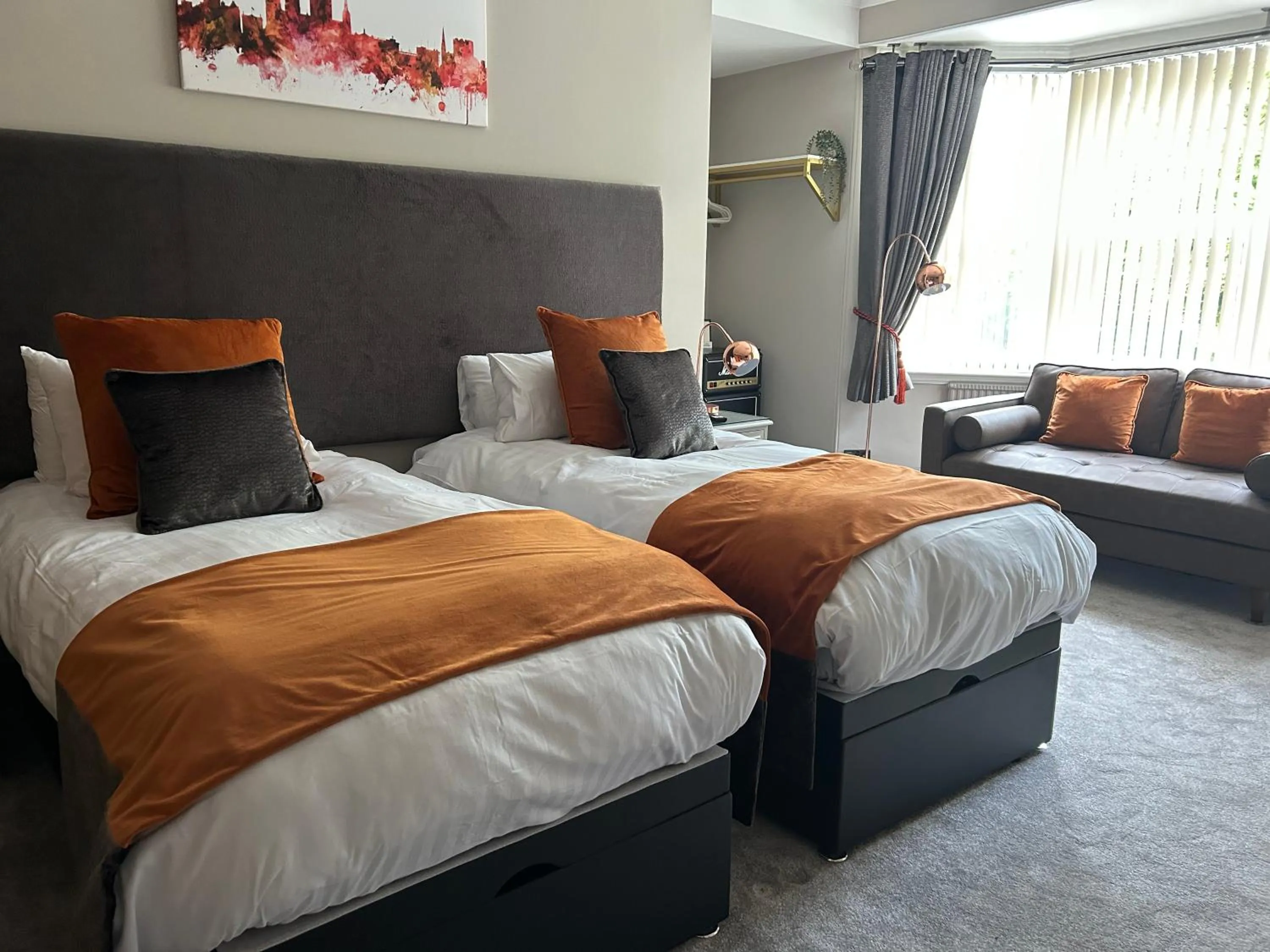 Bed in Ashbourne House