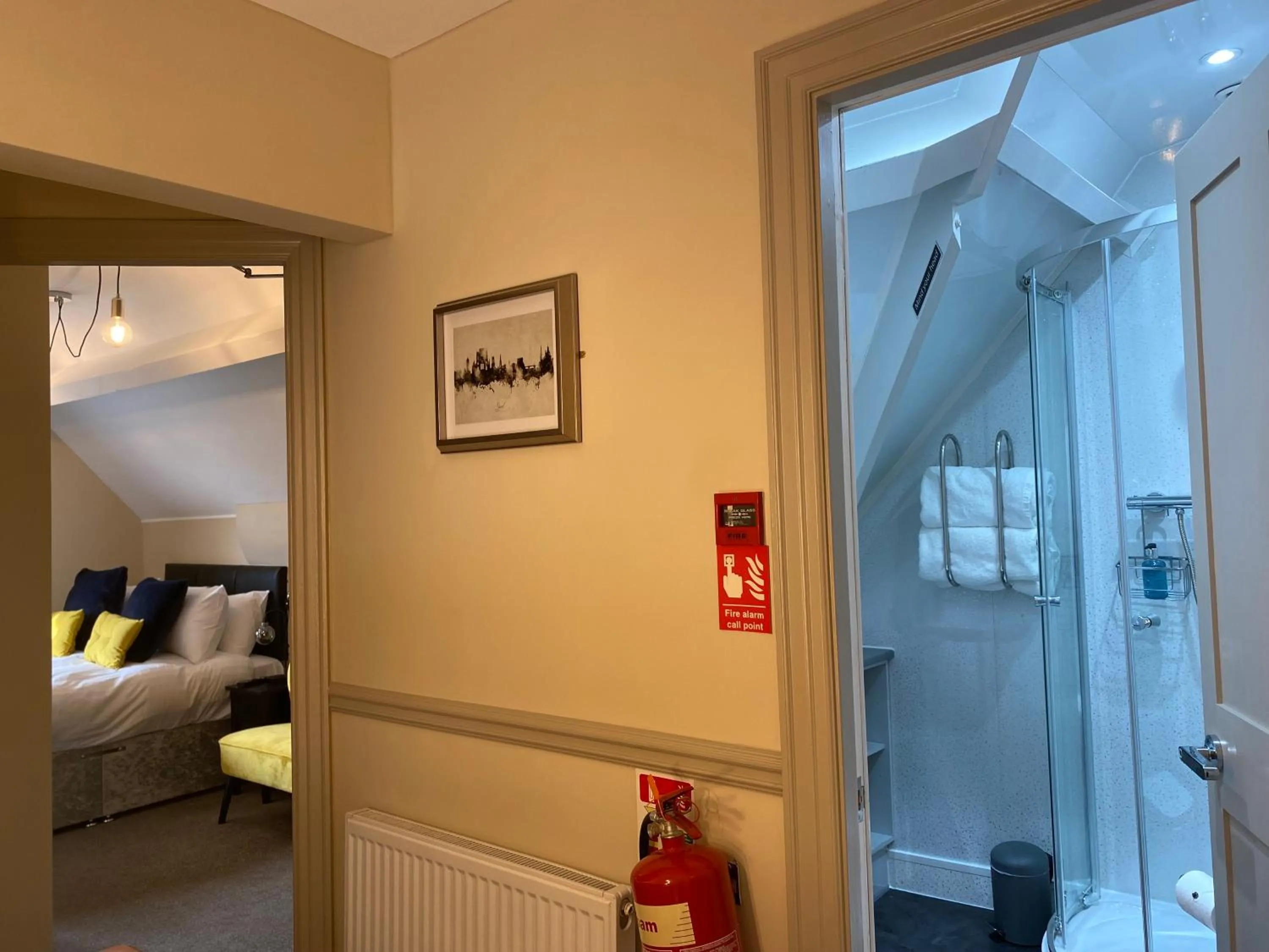 Bedroom, Bed in Ashbourne House