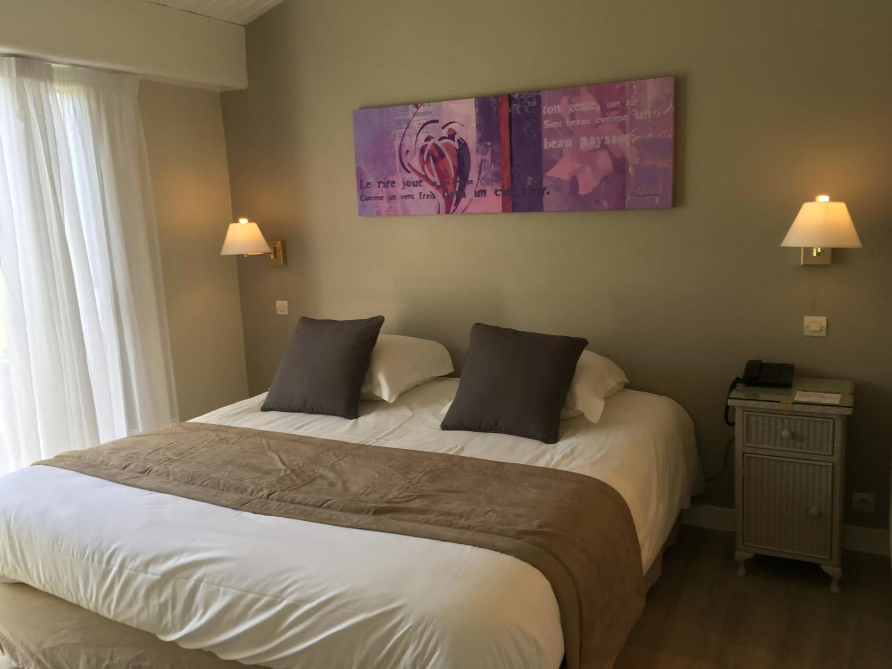 Photo of the whole room, Bed in Logis Hôtel Val de Vienne